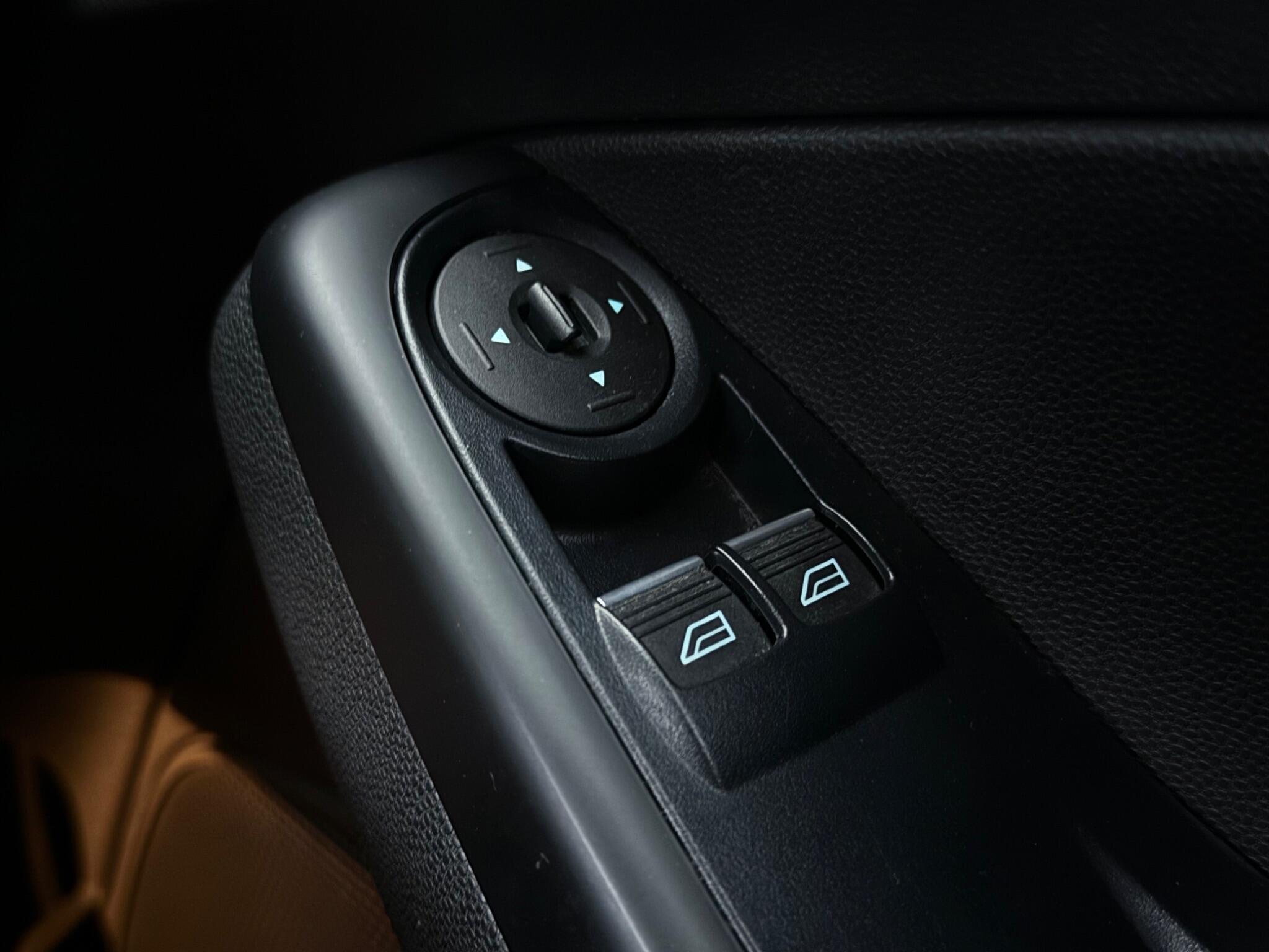 Ford Fiesta view 18