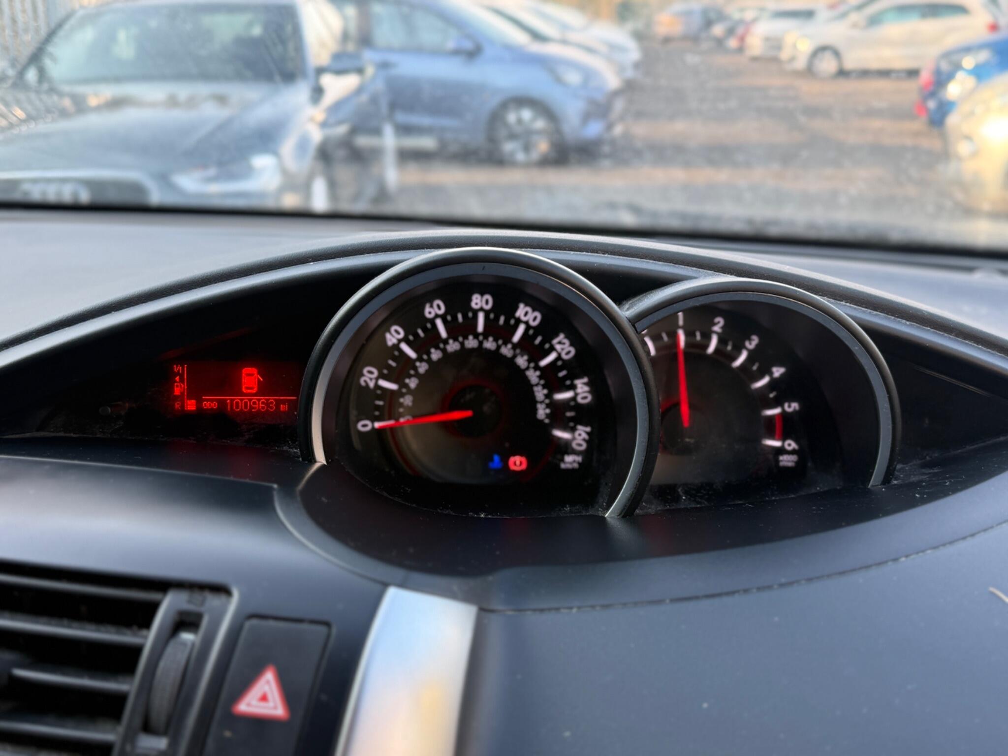 2015 Toyota Verso image 14