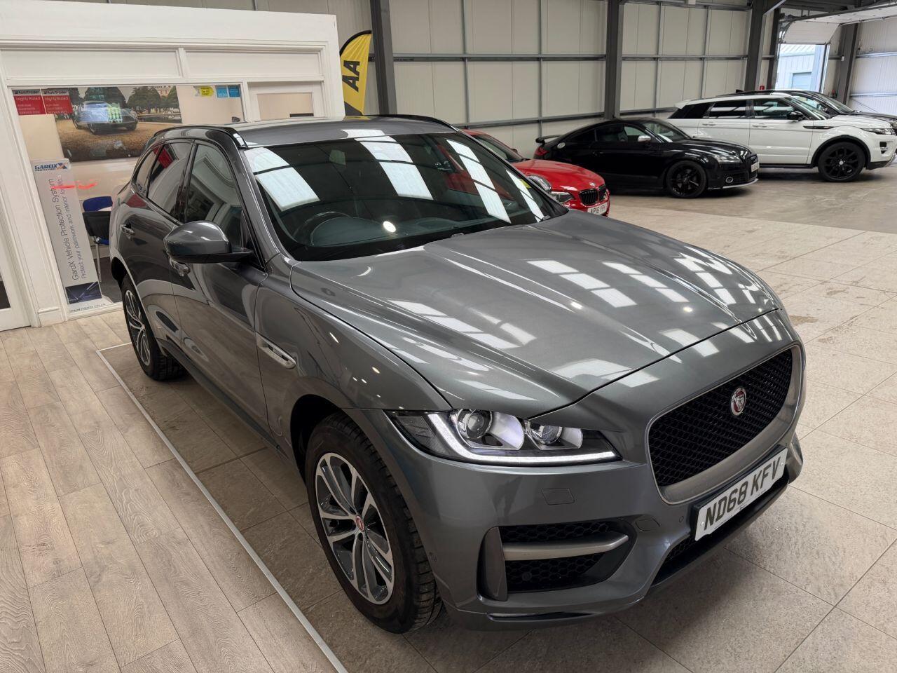 Jaguar F-Pace view 16