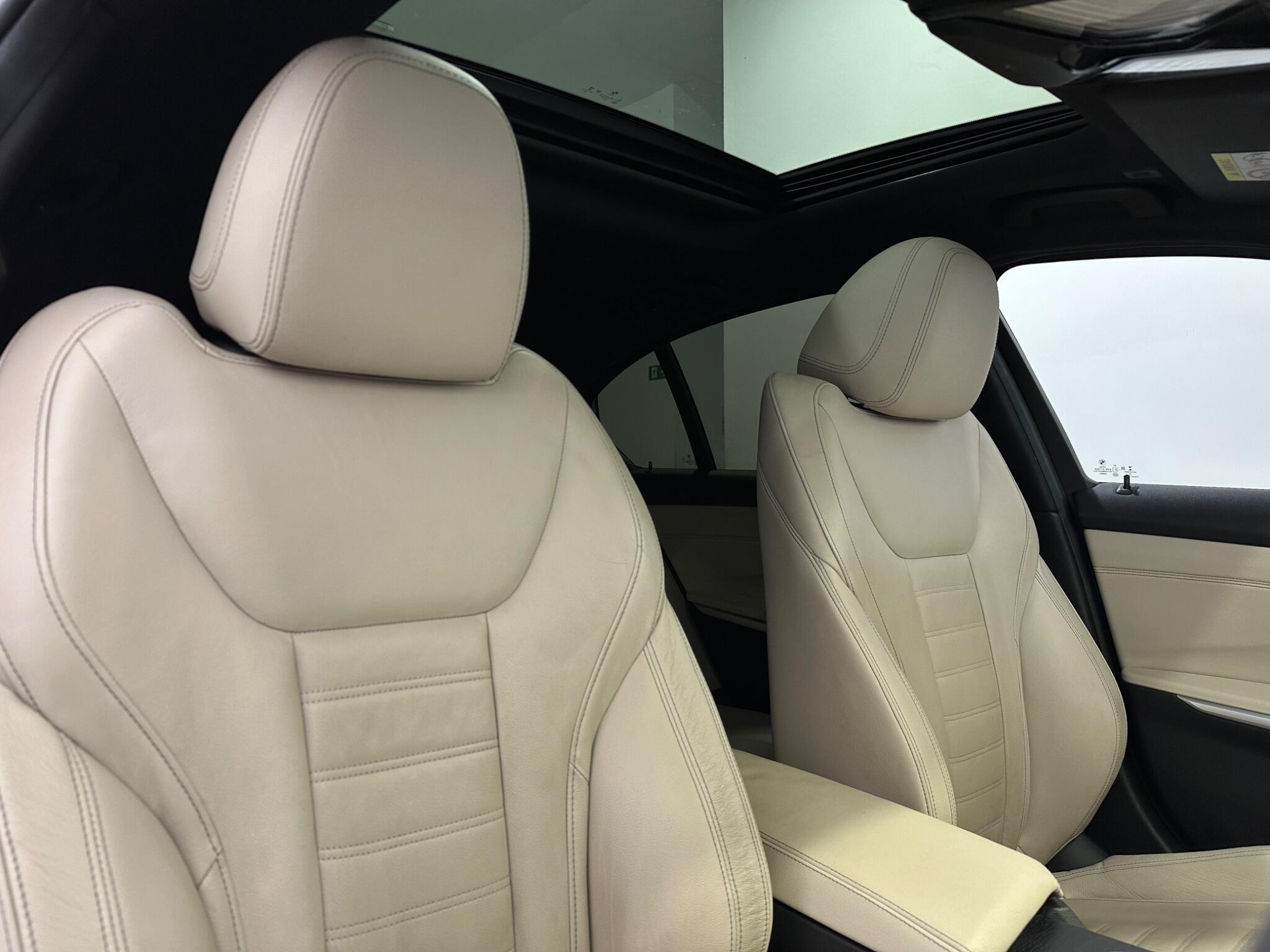 BMW 3 Series view 35