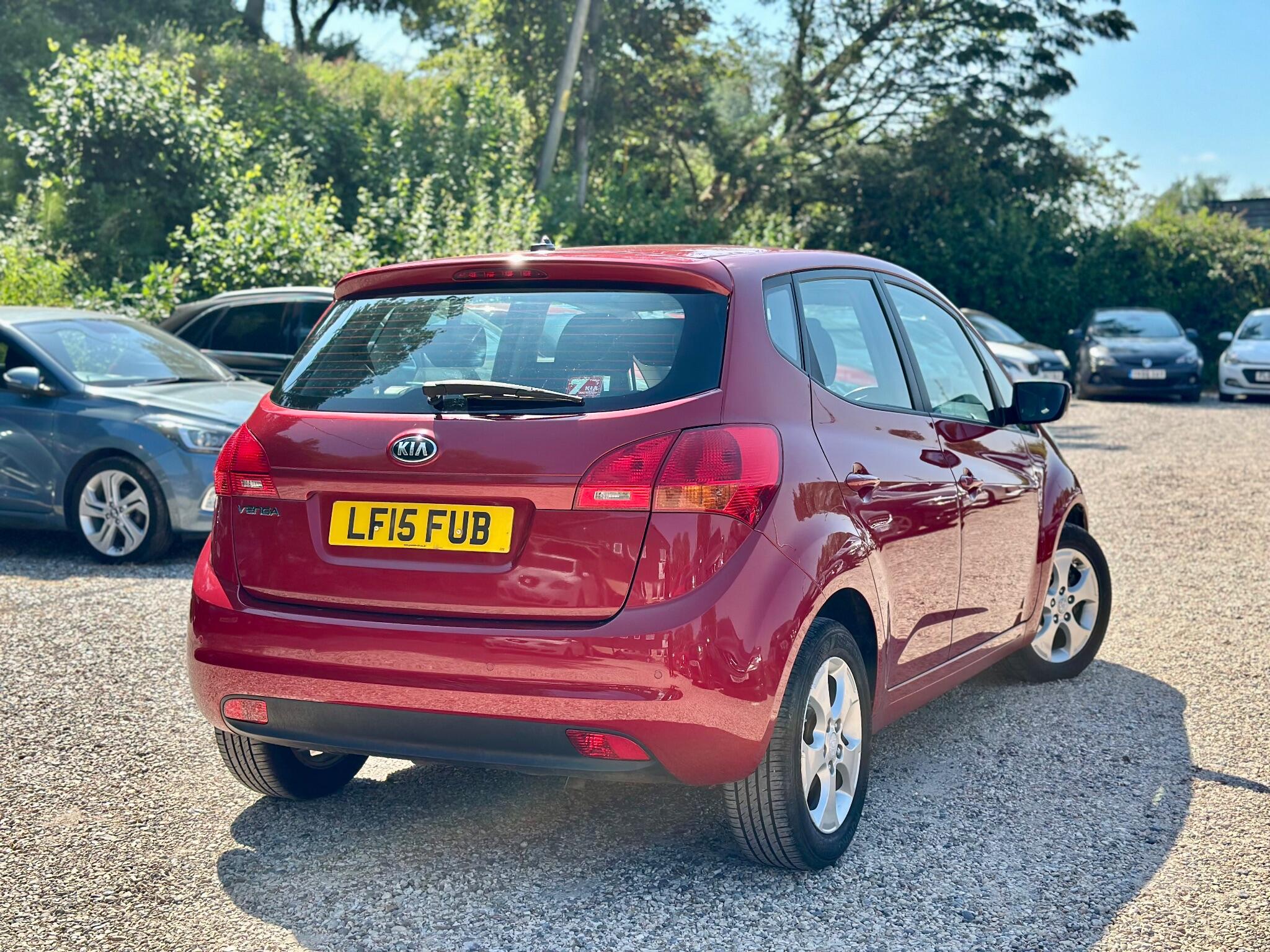 Kia Venga view 13