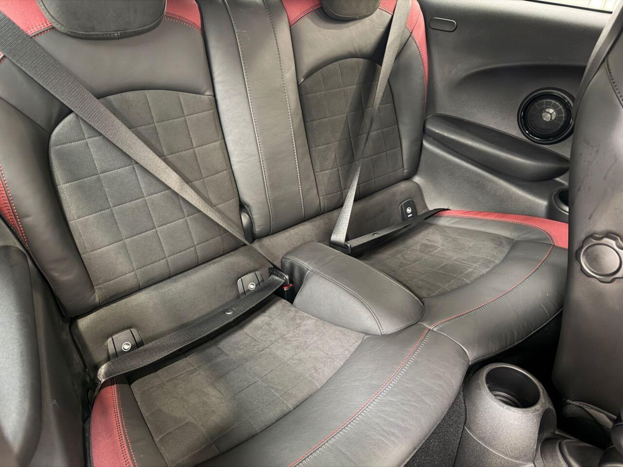 Mini Cooper view 27