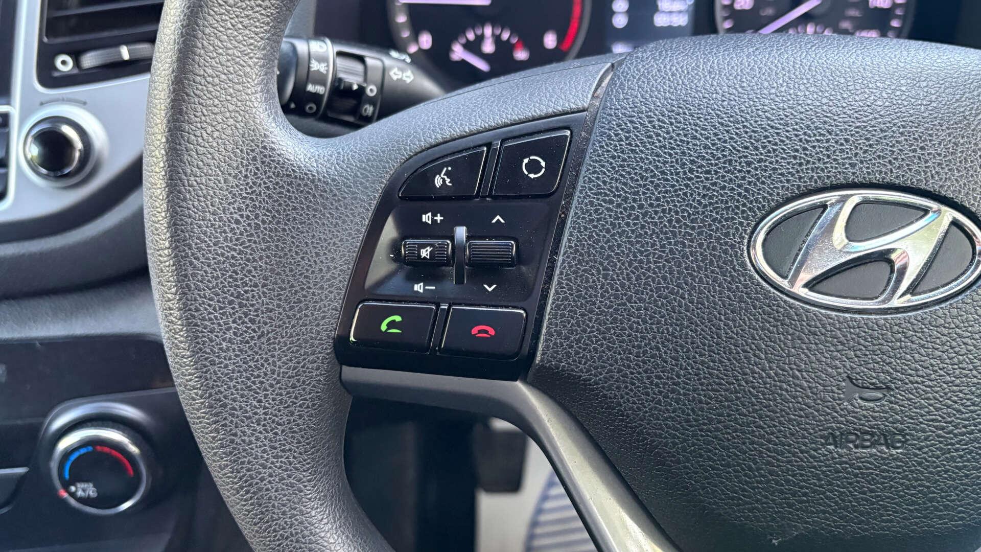 Hyundai Tucson view 17