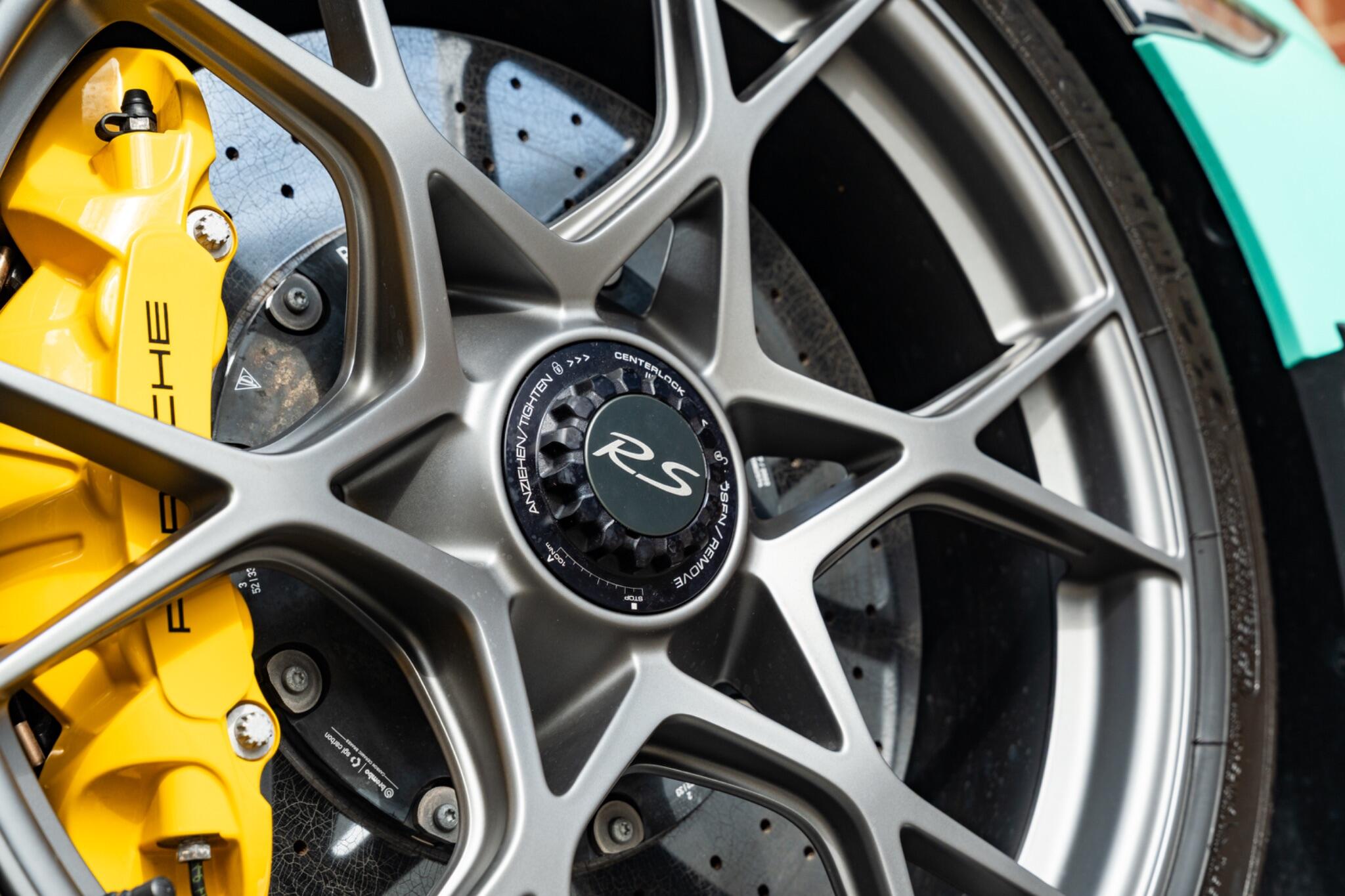 Porsche Cayman view 20