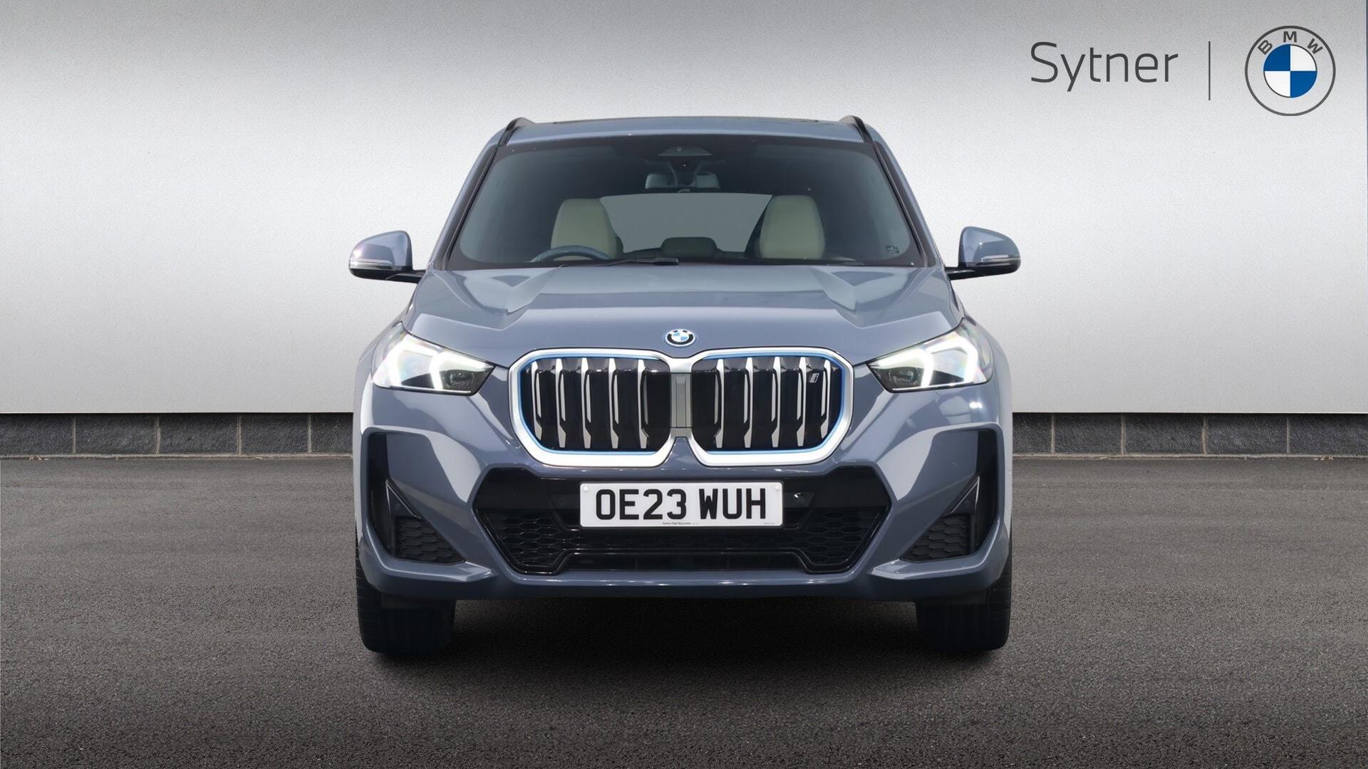 BMW Ix1 view 16