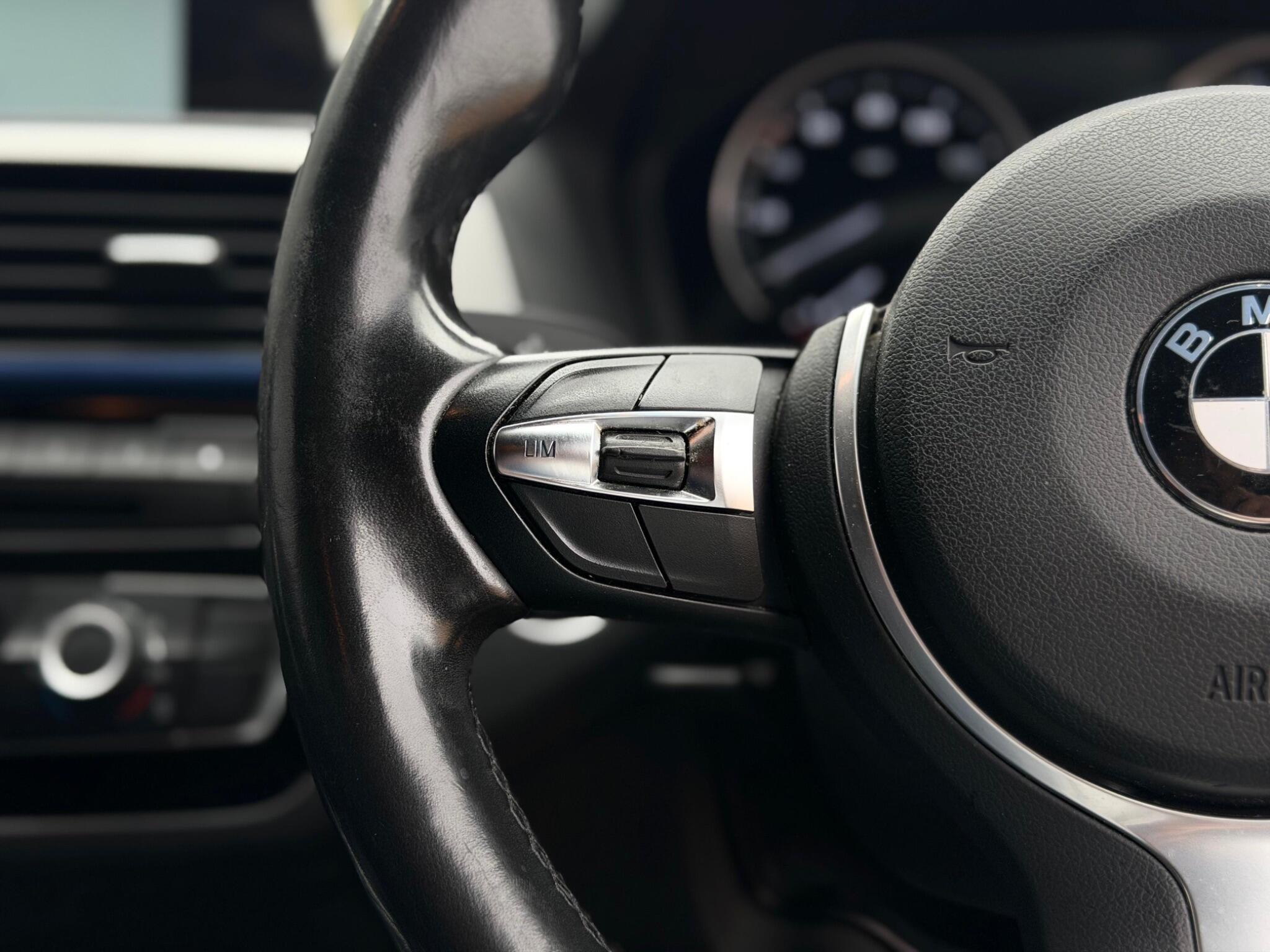 BMW 1 Series view 17