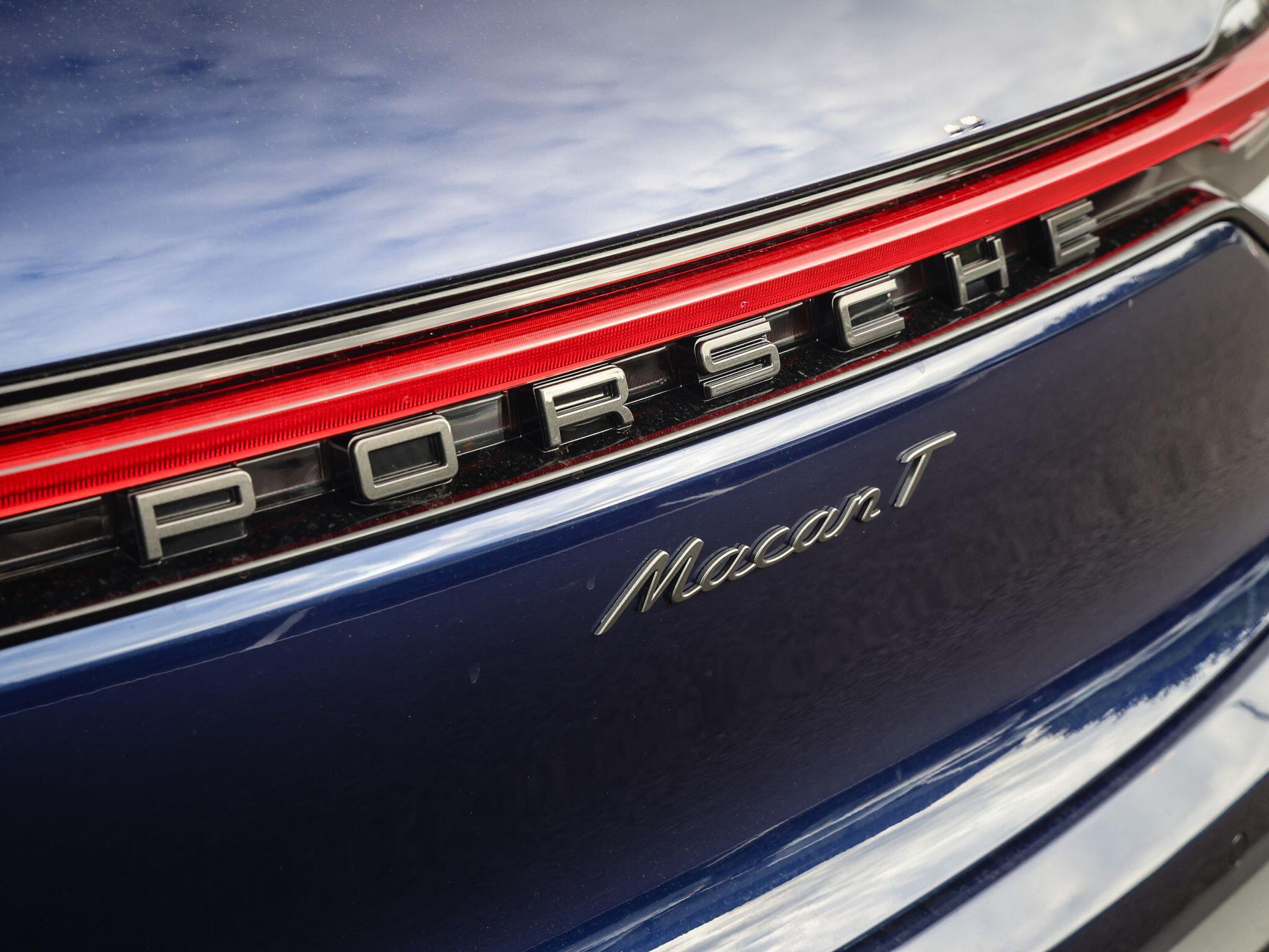 Porsche Macan view 29