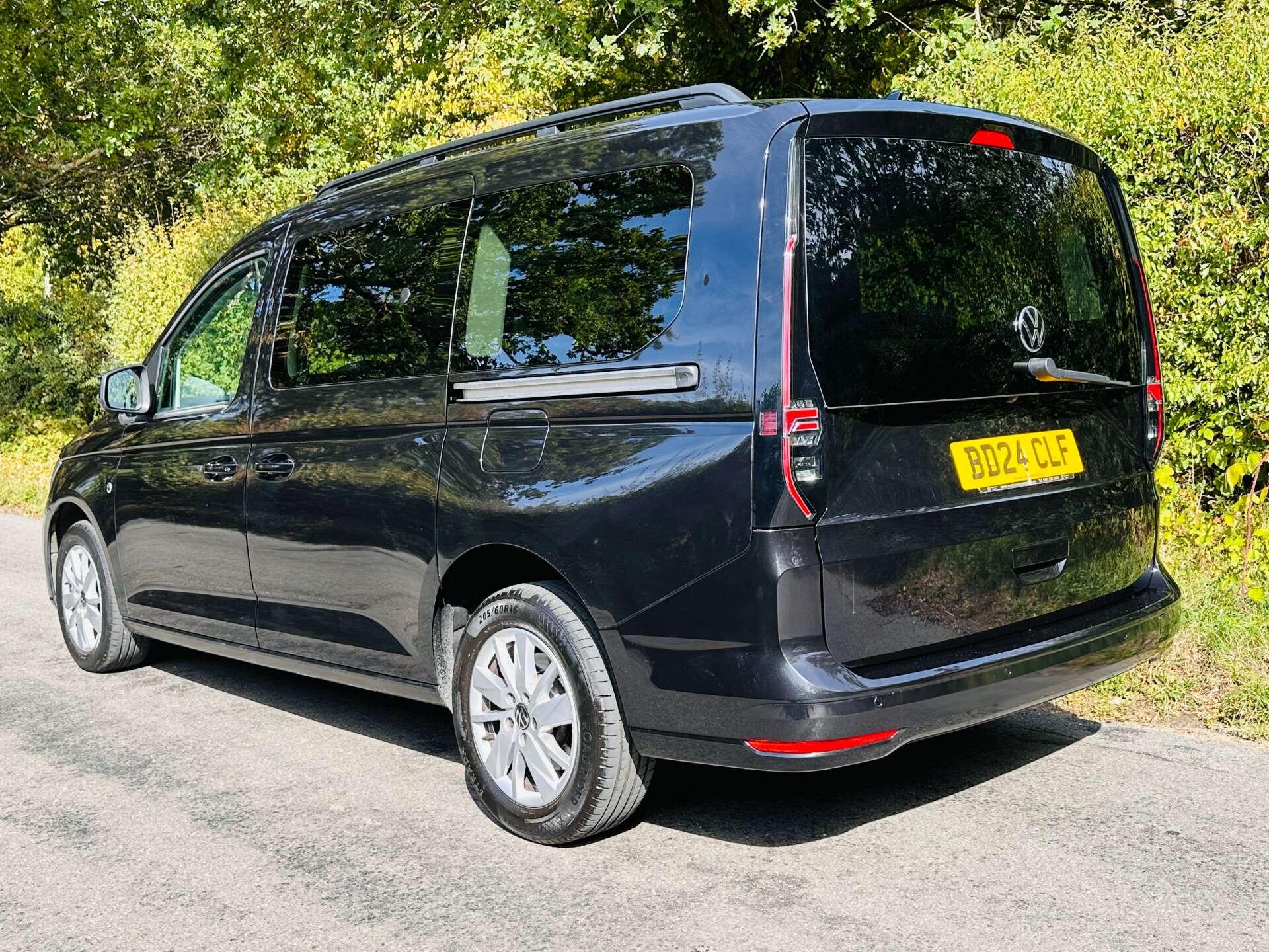 Volkswagen Caddy Maxi view 39
