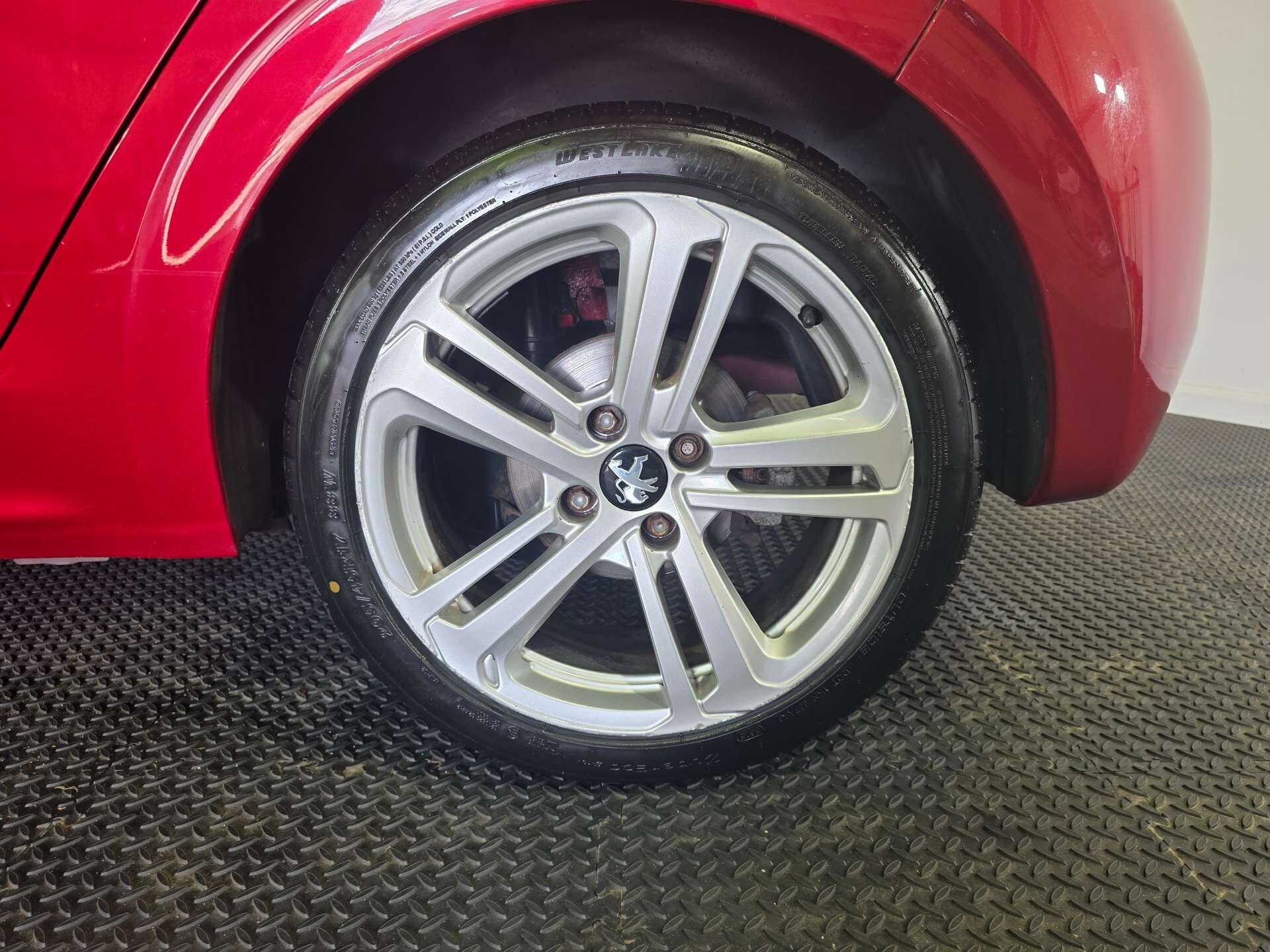Peugeot 208 view 53