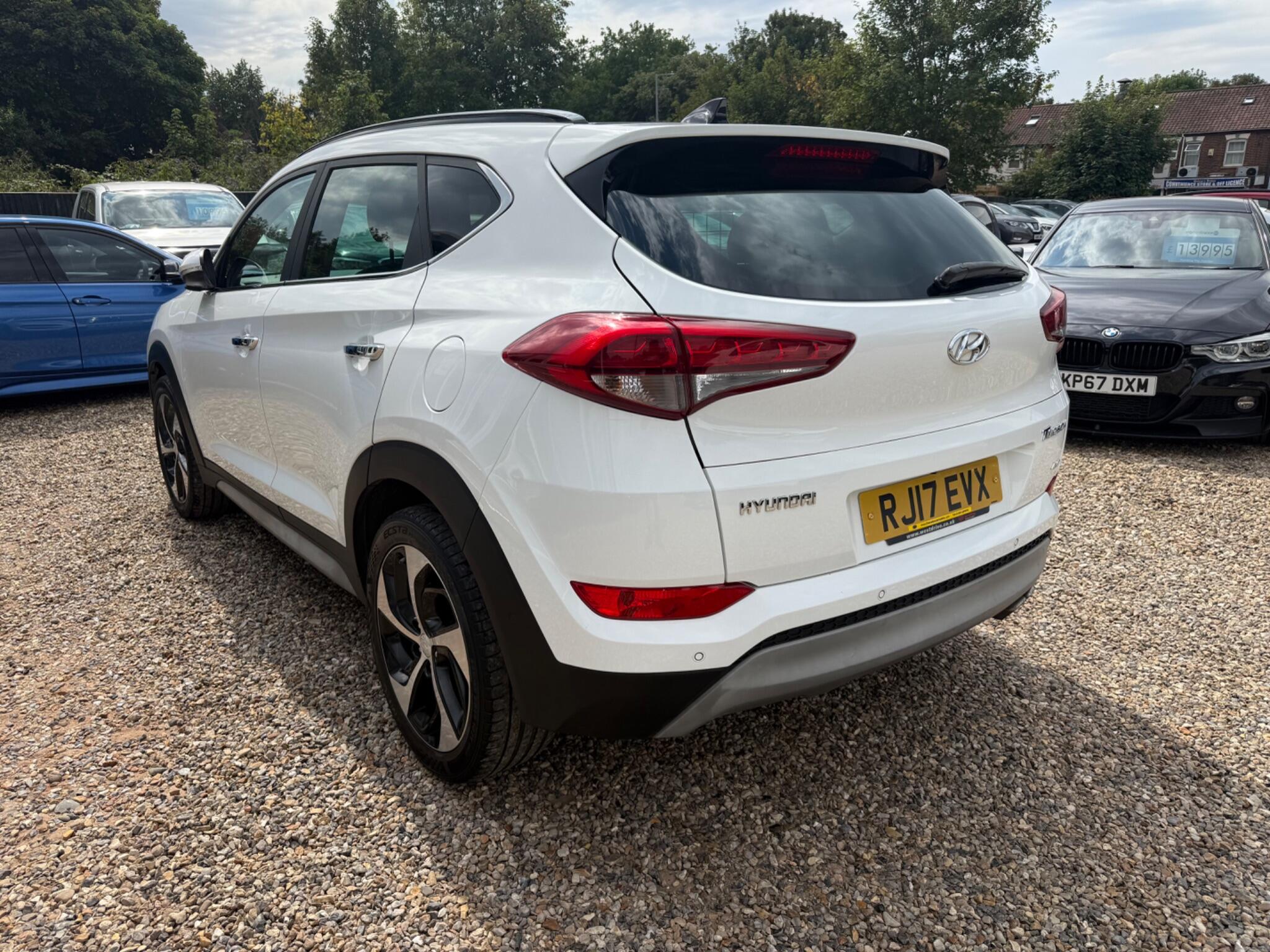 Hyundai Tucson view 5