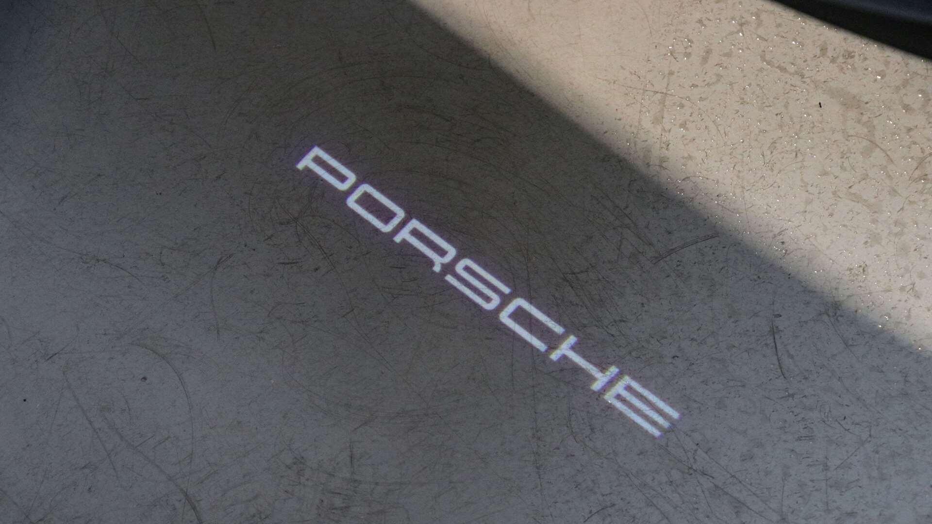 Porsche Taycan view 32