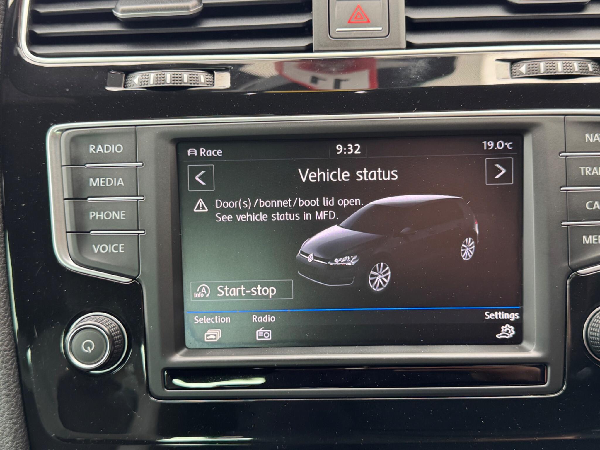 Volkswagen Golf view 28