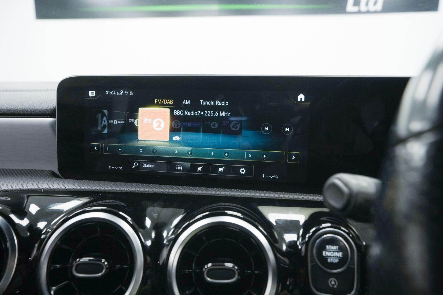Mercedes-Benz CLA view 22
