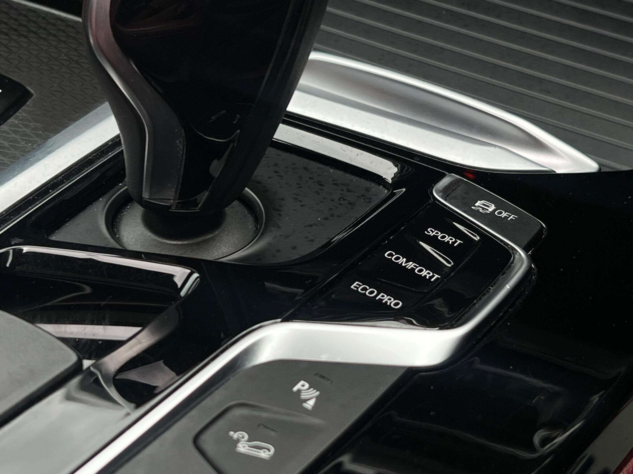 BMW X4 view 65