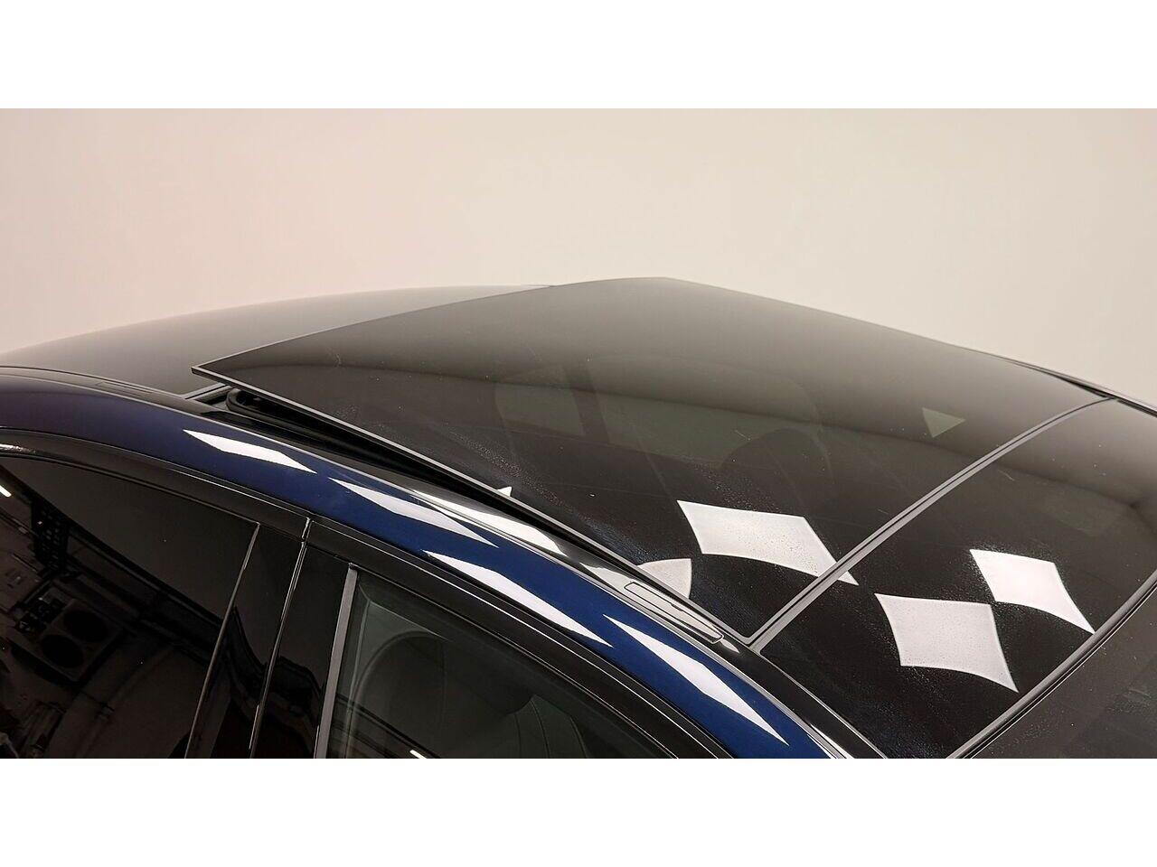 Mercedes-Benz E-Class view 16