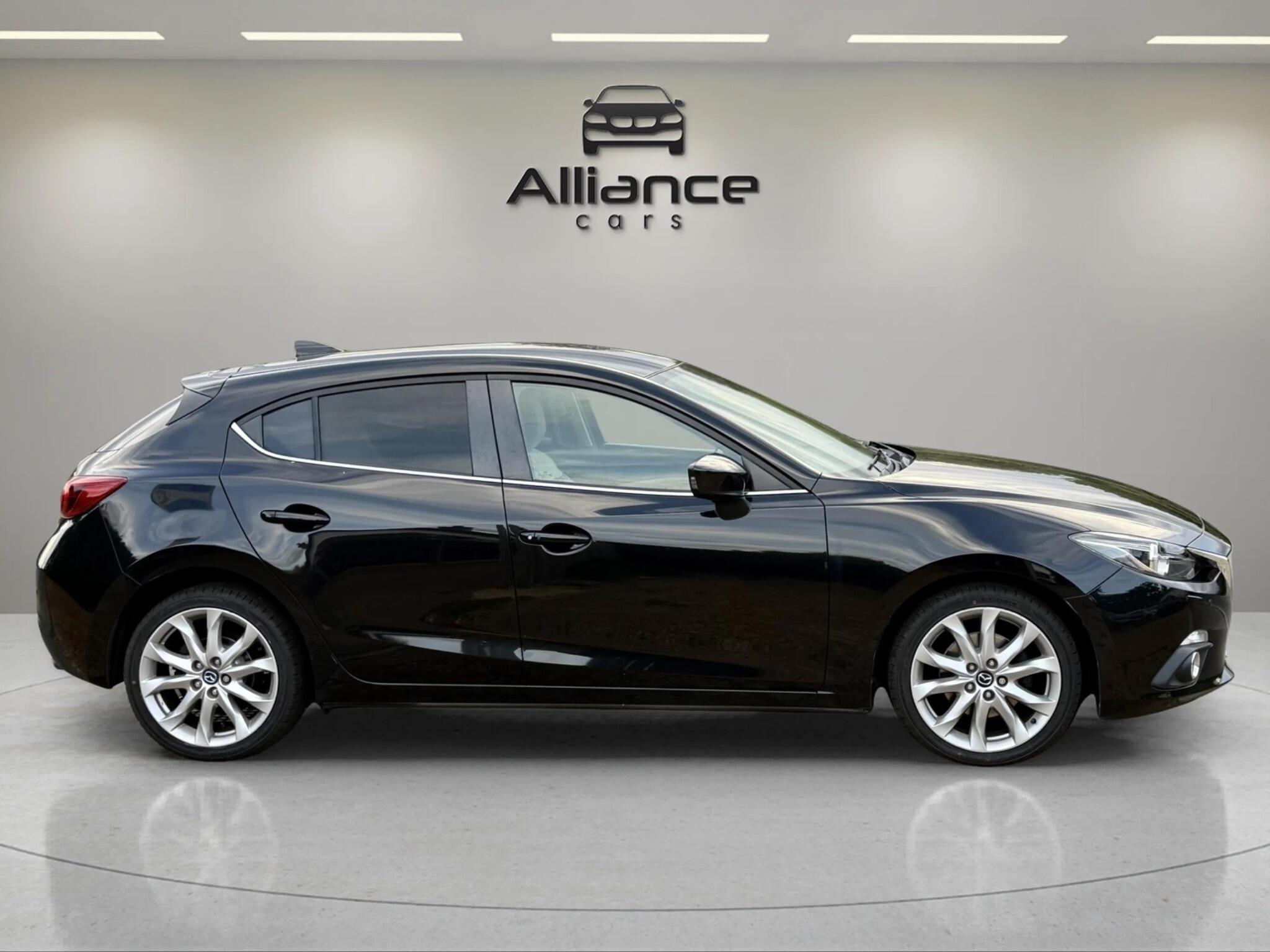 Mazda Skyactiv-G view 10