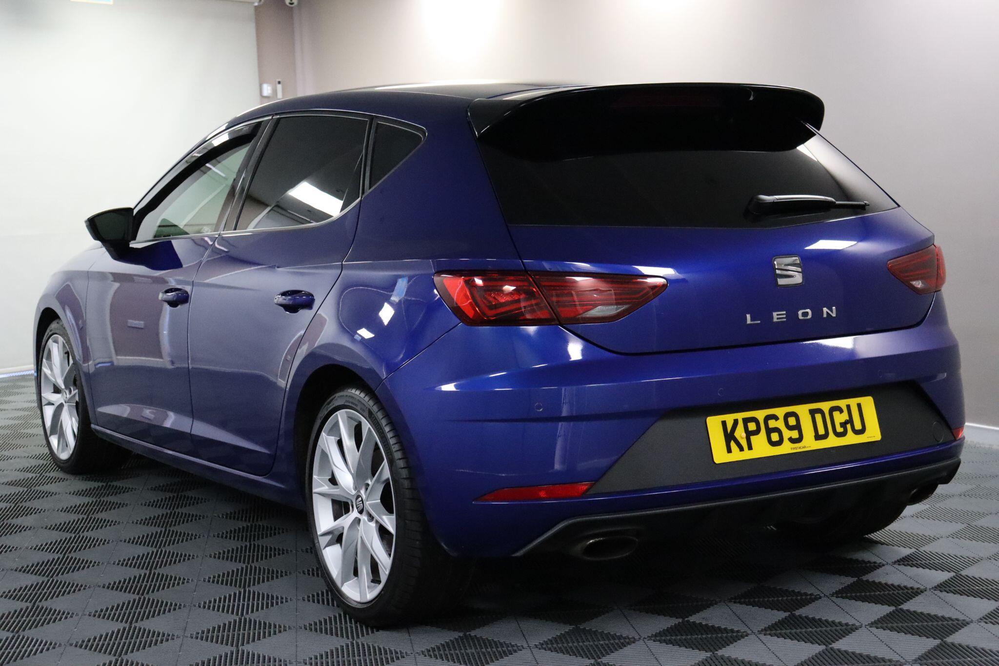 Seat Leon Leon view 9