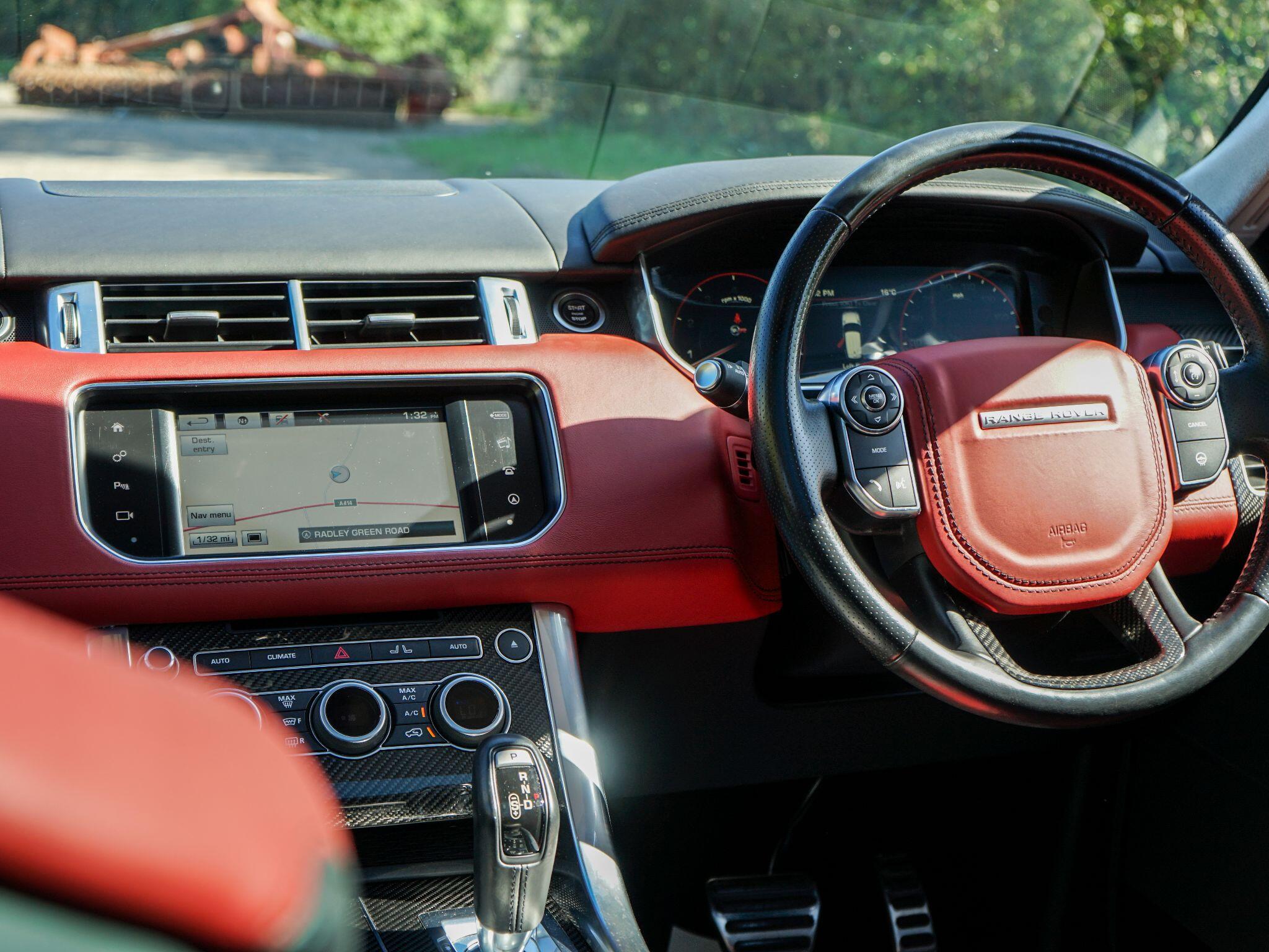 Land Rover Range Rover Sport view 16