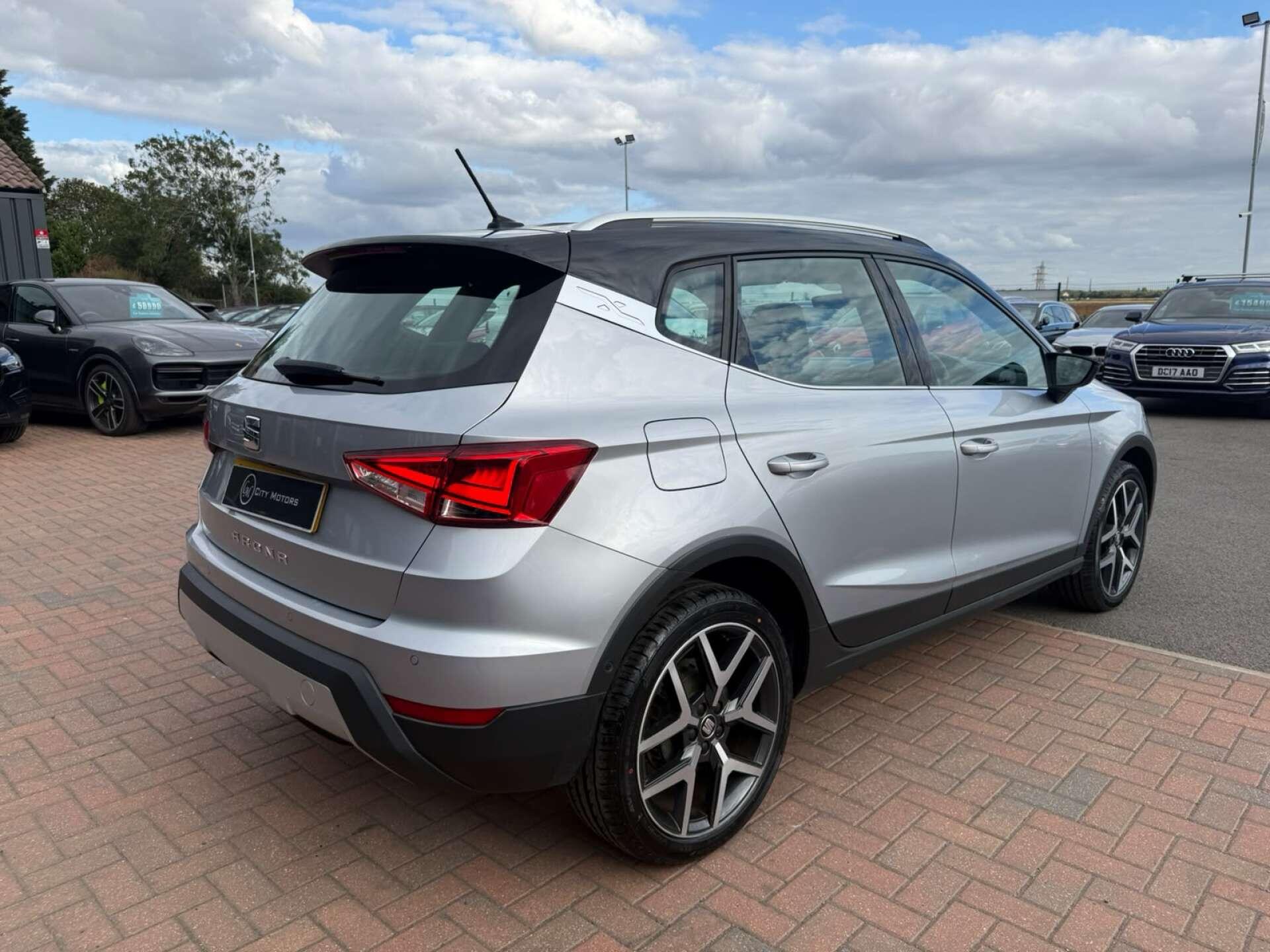 Seat Arona view 10