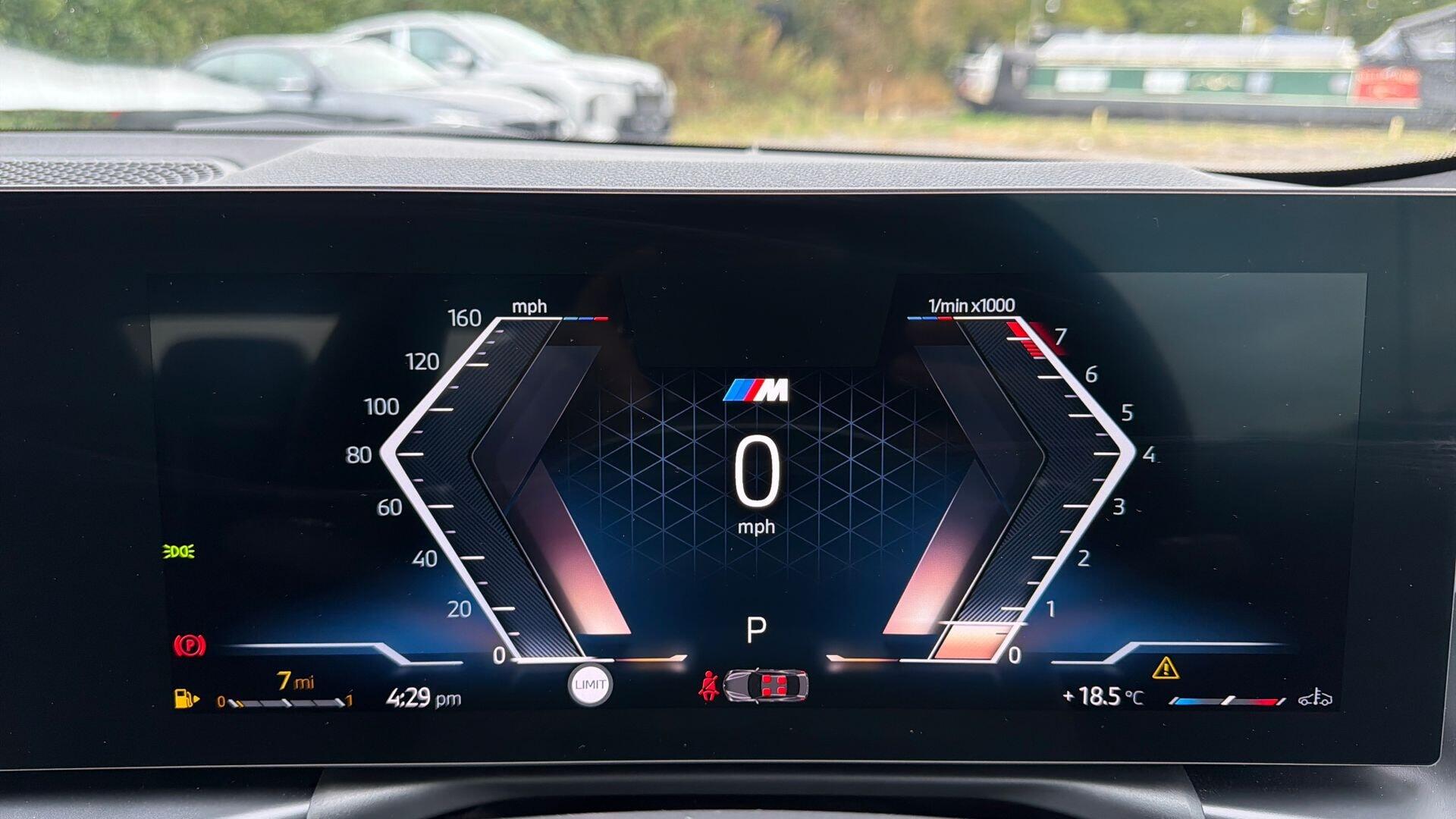 BMW 2 Series view 9