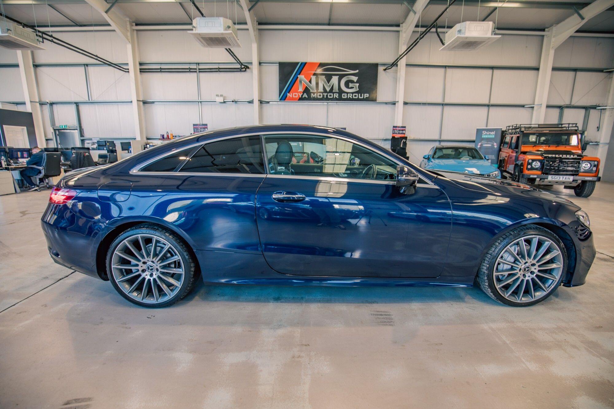 Mercedes-Benz E-Class view 22