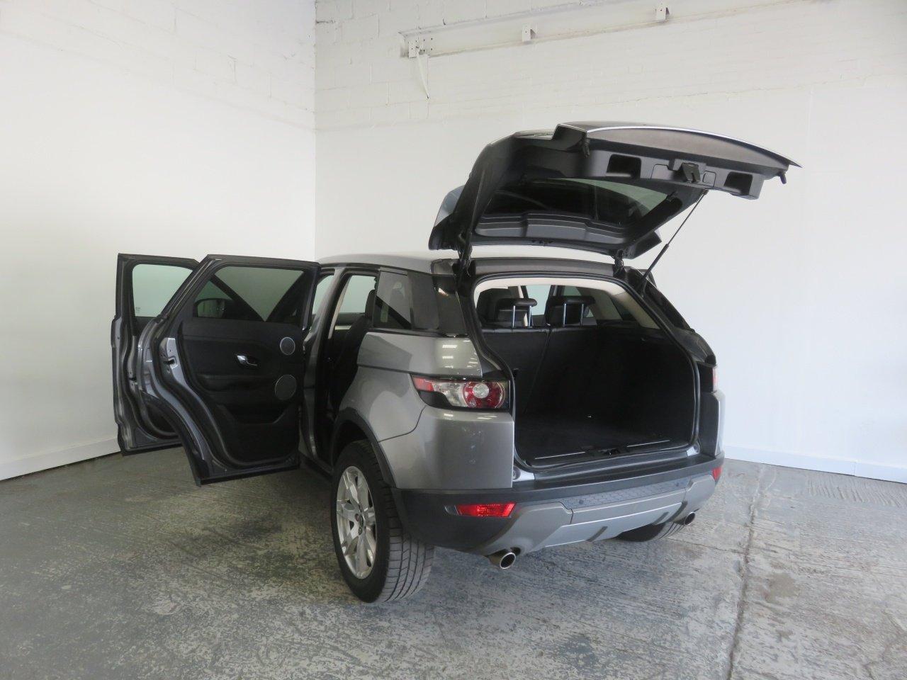 Land Rover Range Rover Evoque view 22