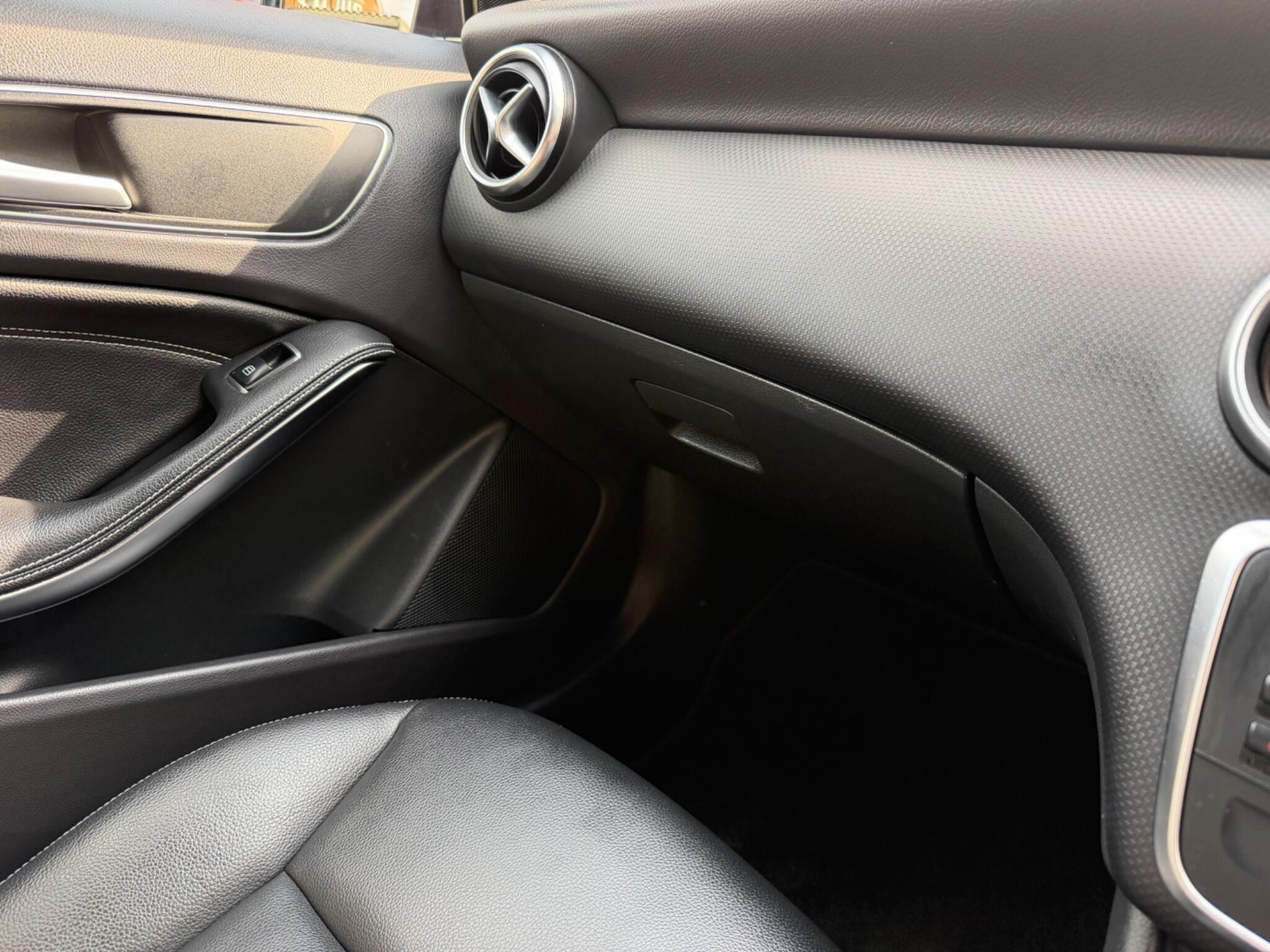 Mercedes-Benz A Class view 16
