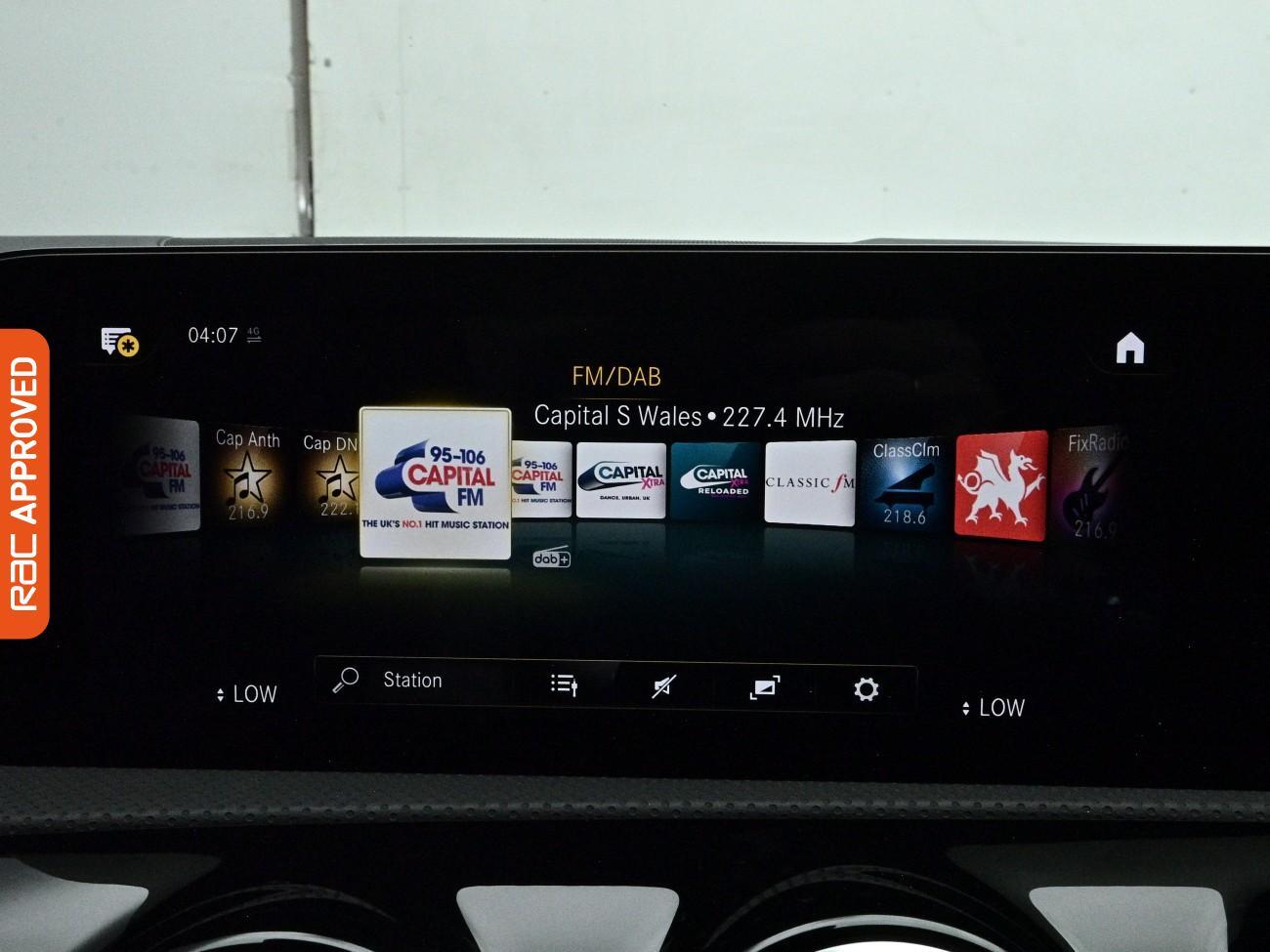 Mercedes-Benz CLA view 19