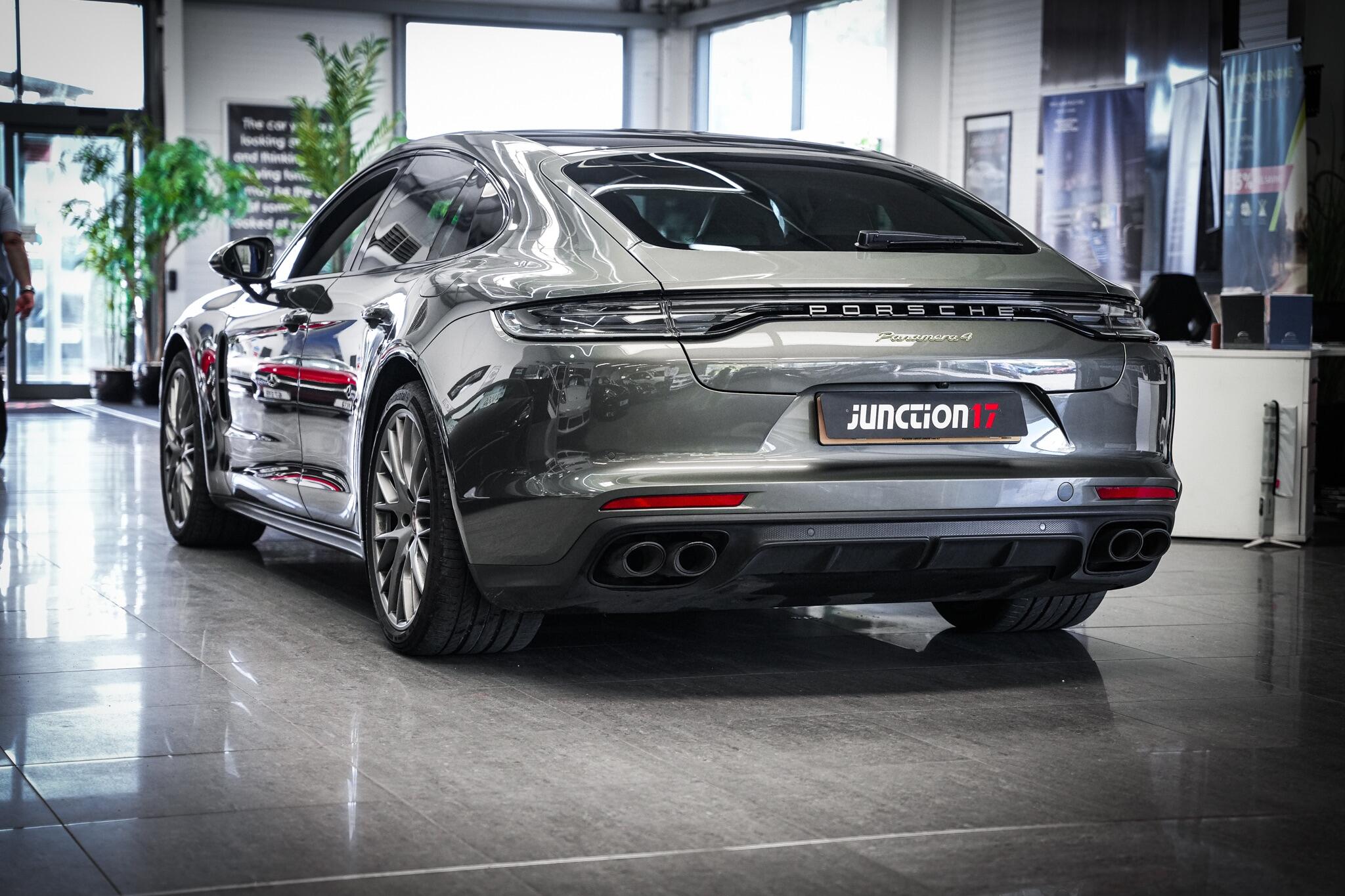 Porsche Panamera view 14