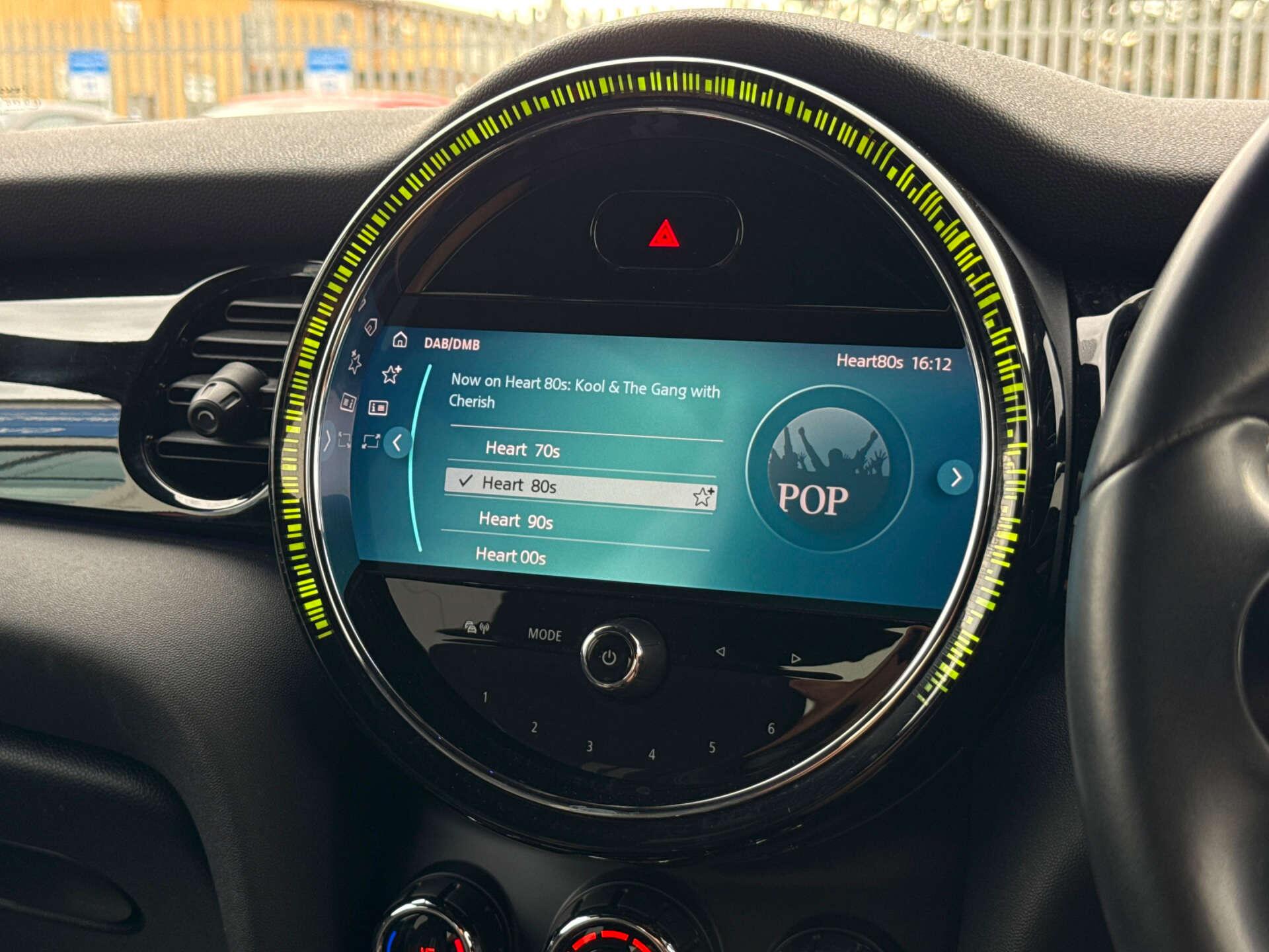 Mini Cooper view 67