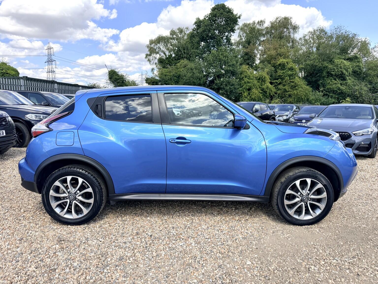 Nissan Juke view 2