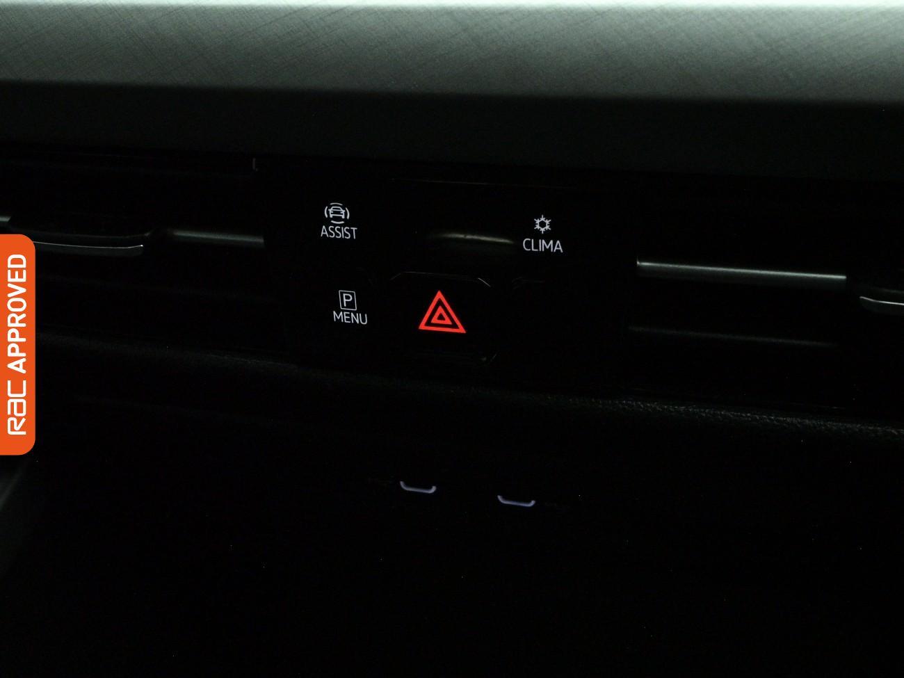 Volkswagen Golf view 14