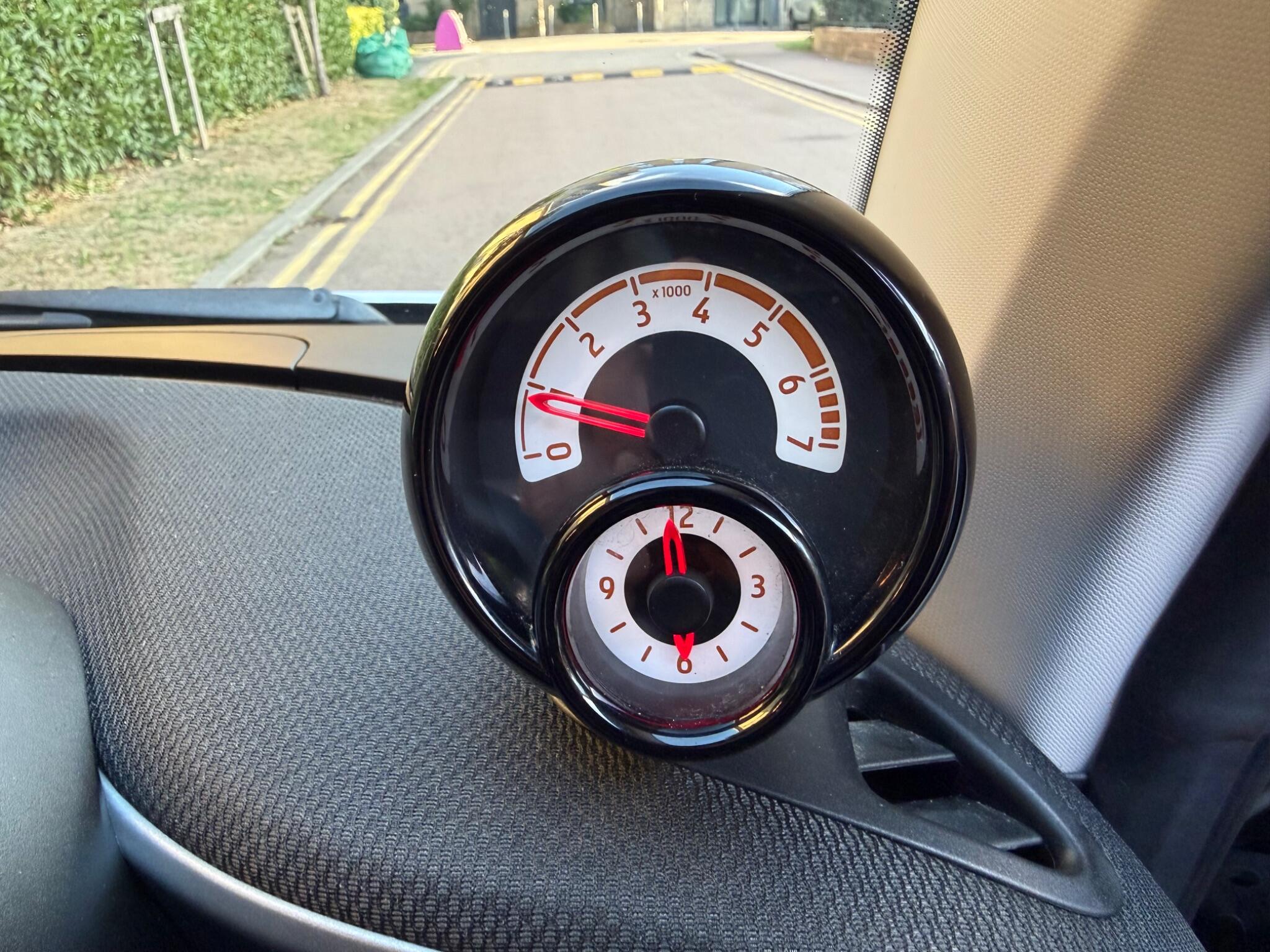 smart Fortwo view 19