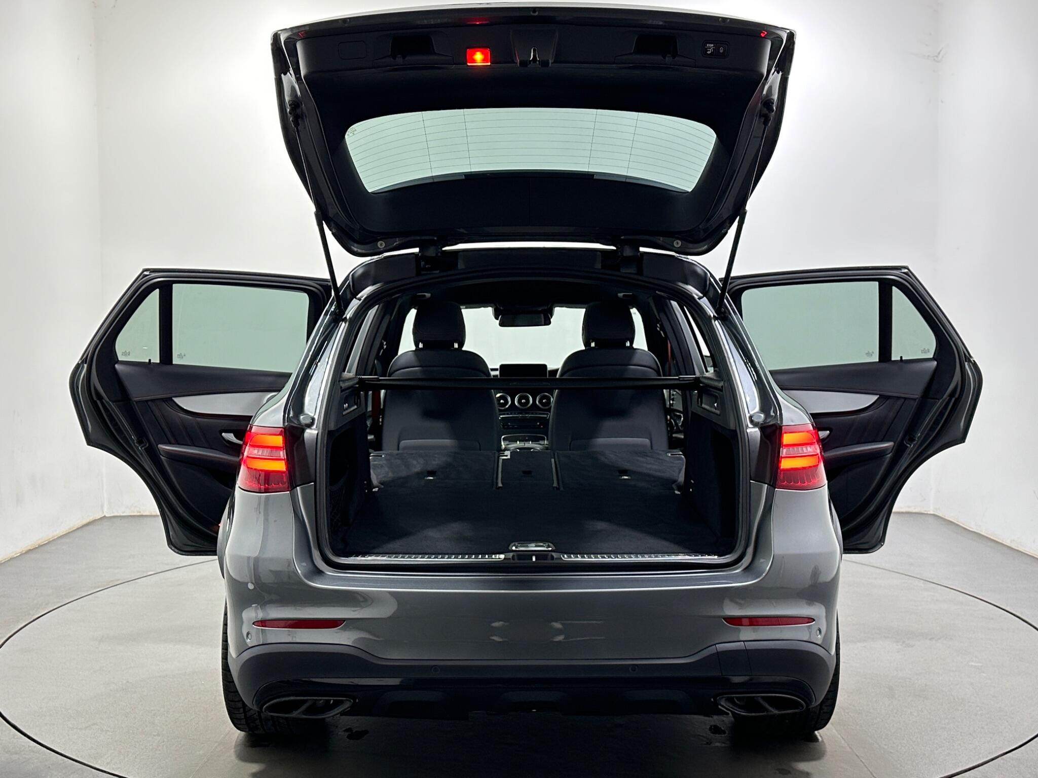 Mercedes-Benz GLC view 45