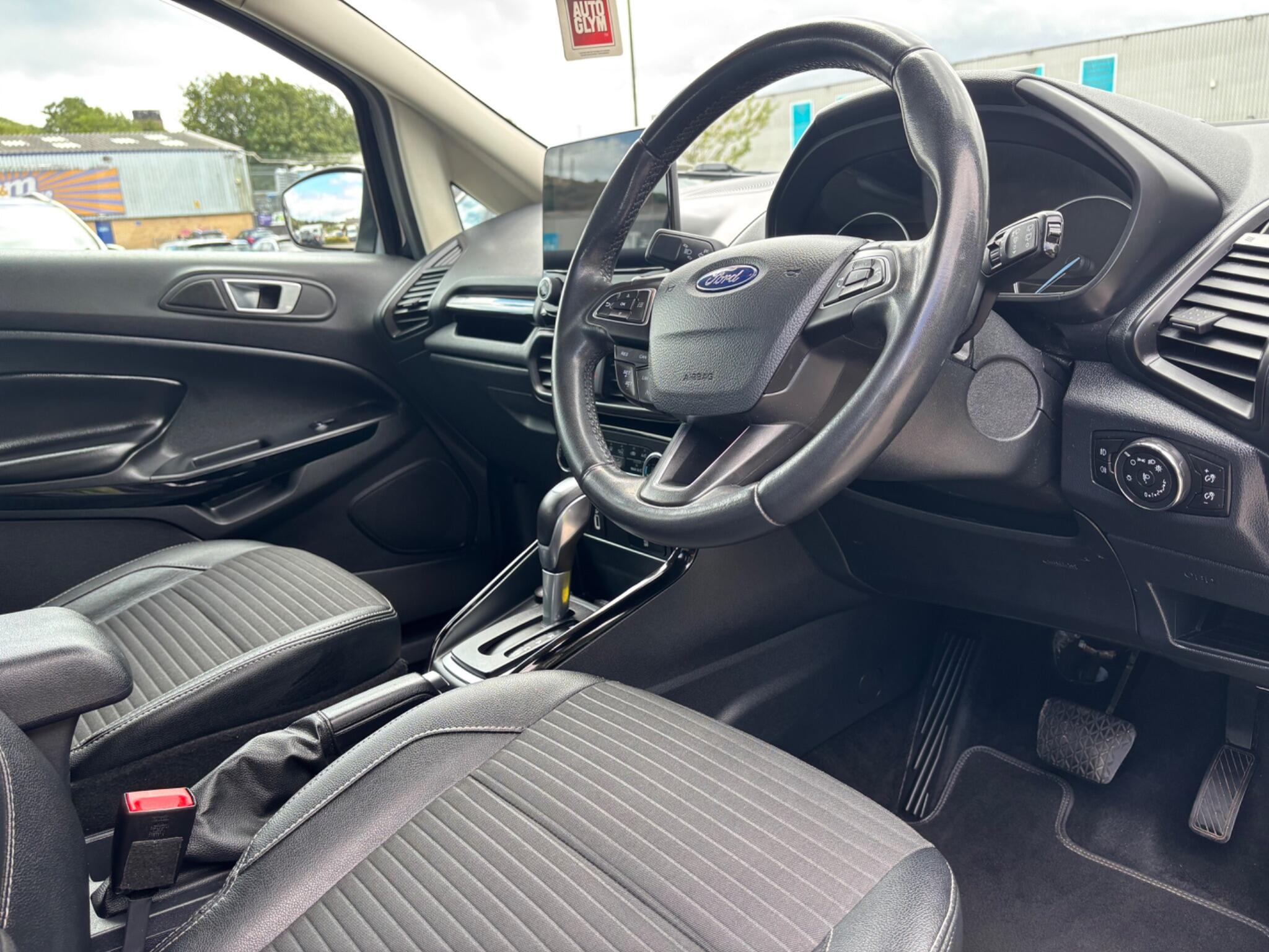 Ford Ecosport view 13
