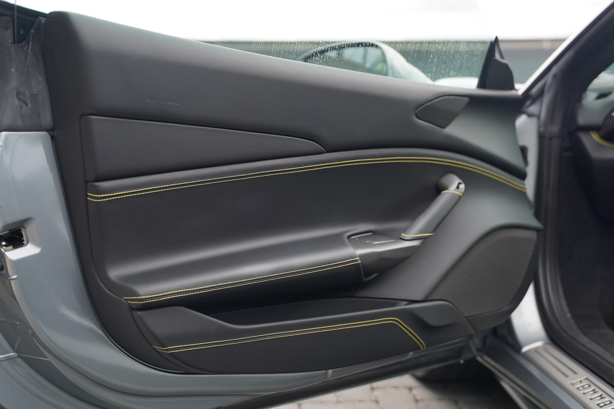 Ferrari 488 view 15