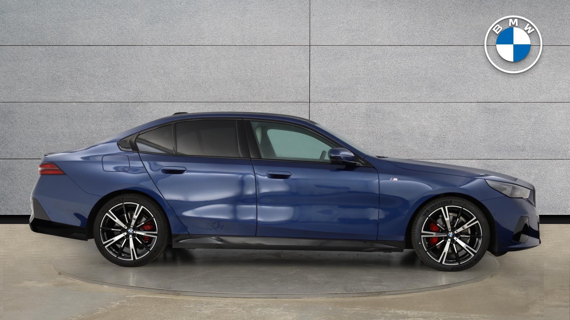 BMW 5 Series view 3