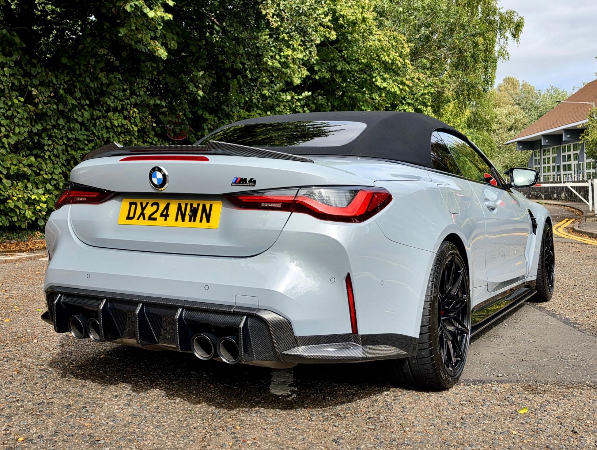BMW M4 view 11