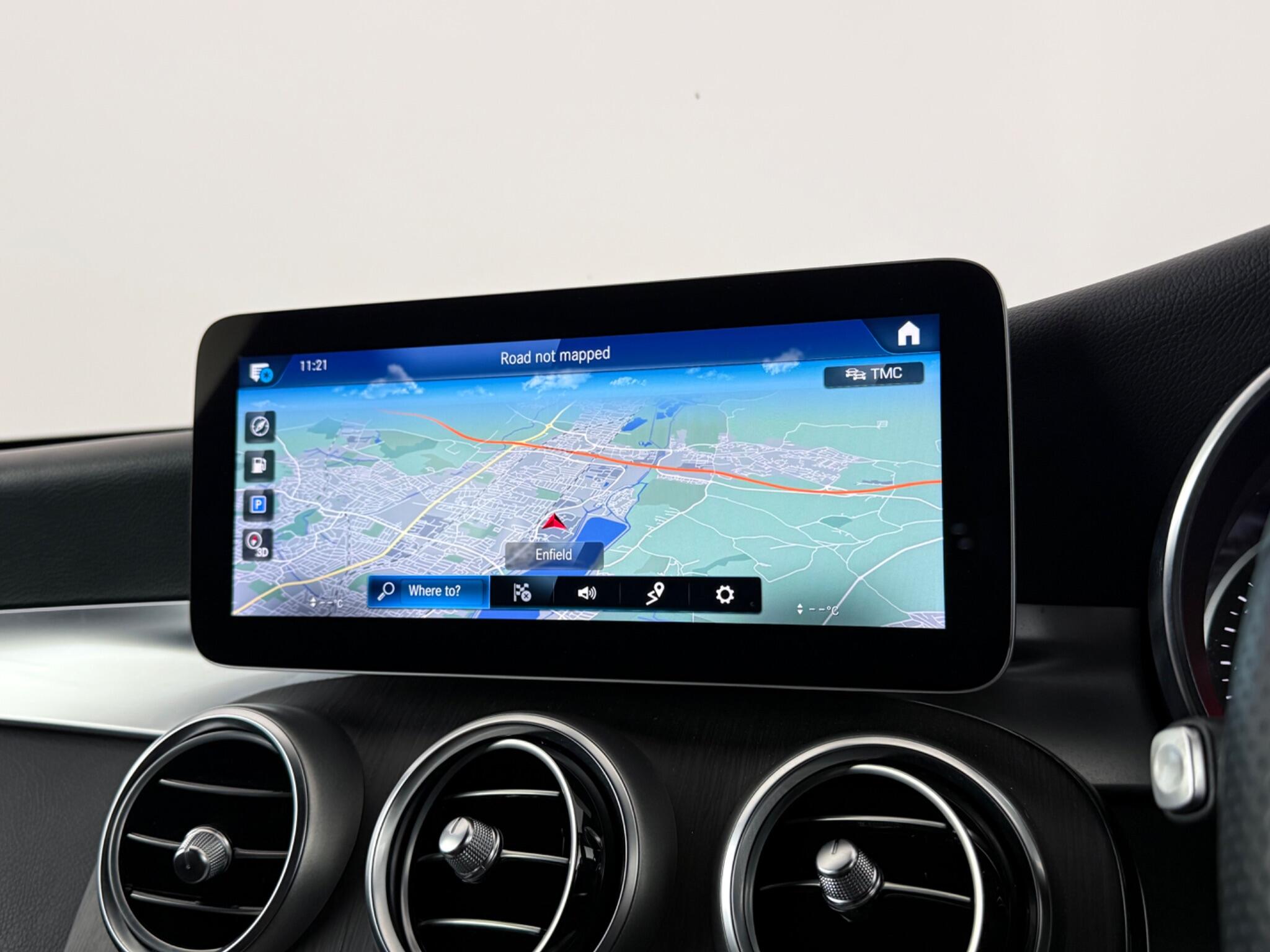 Mercedes-Benz GLC view 26
