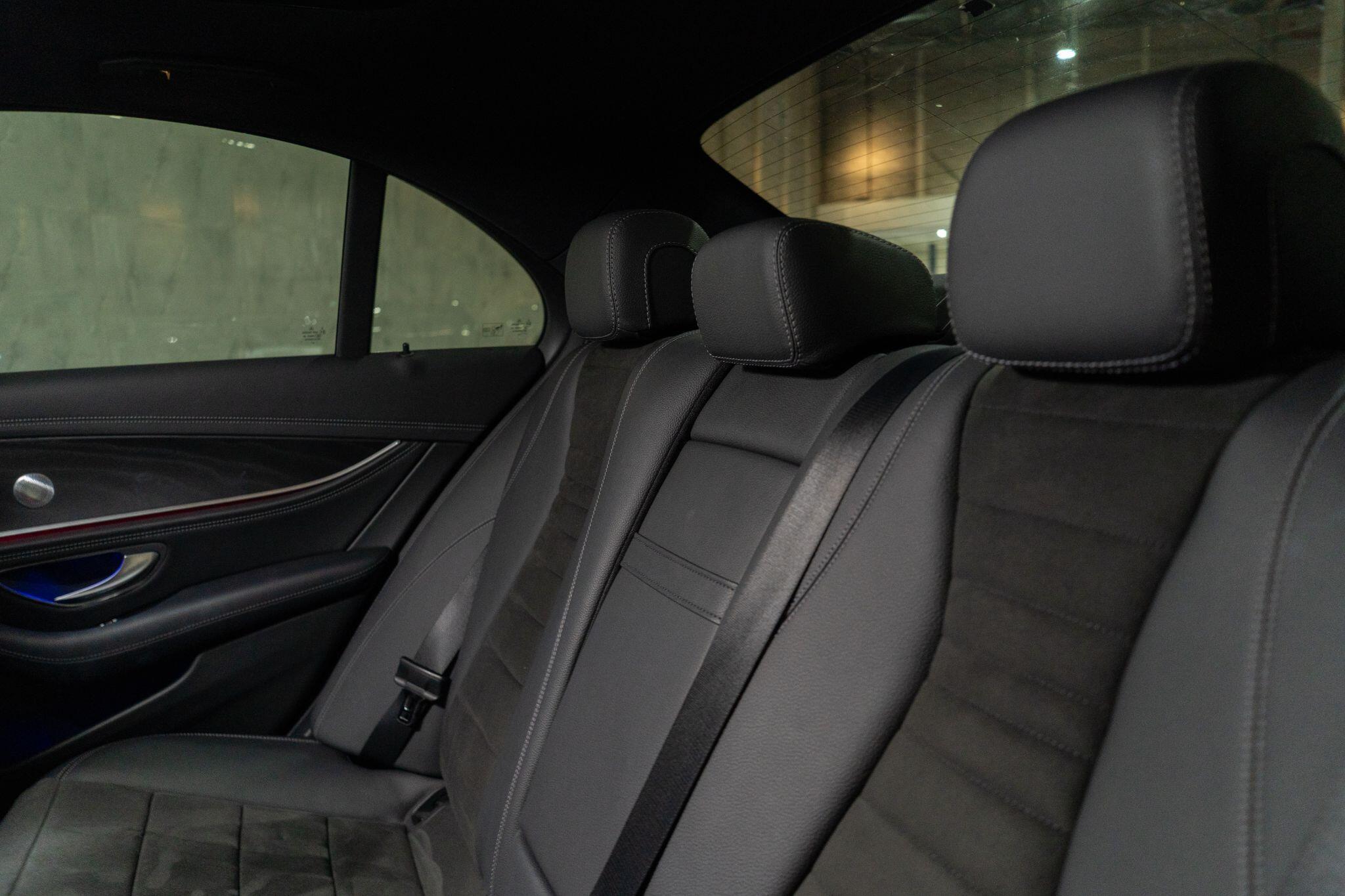 Mercedes-Benz E-Class view 18