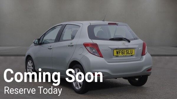Toyota Yaris view 16