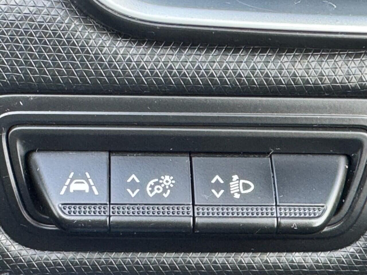 Renault Clio view 29