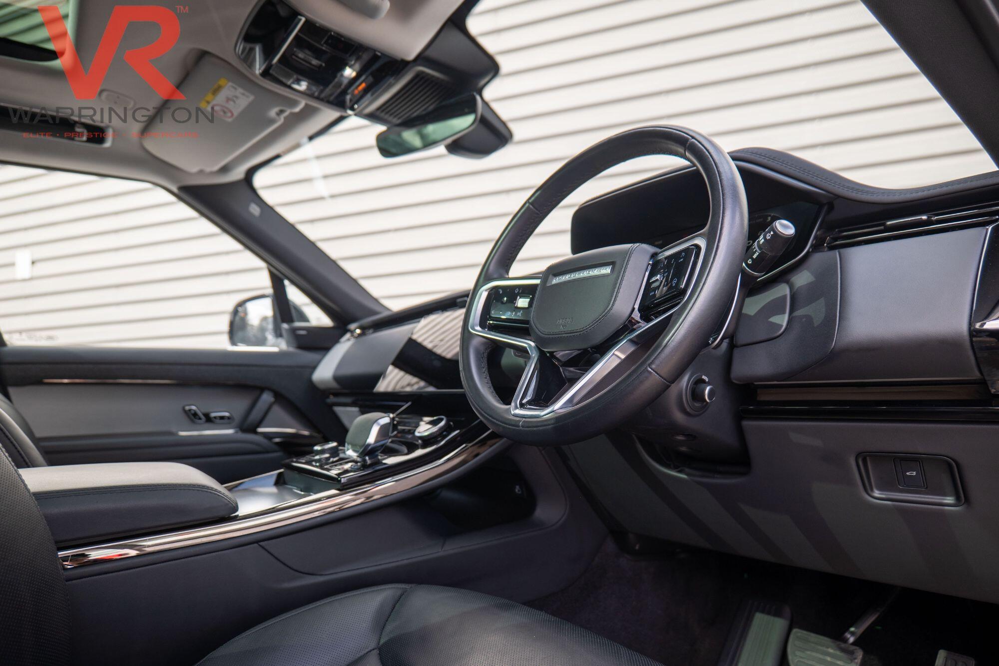 Land Rover Range Rover Sport view 9