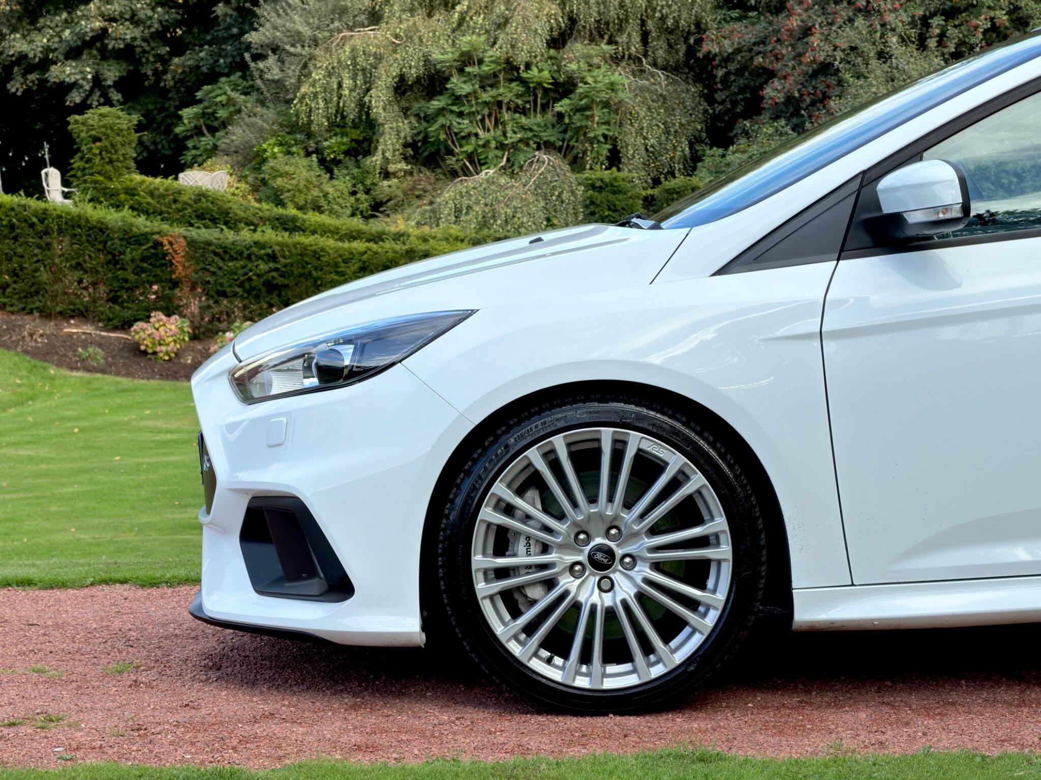 Ford Focus view 42