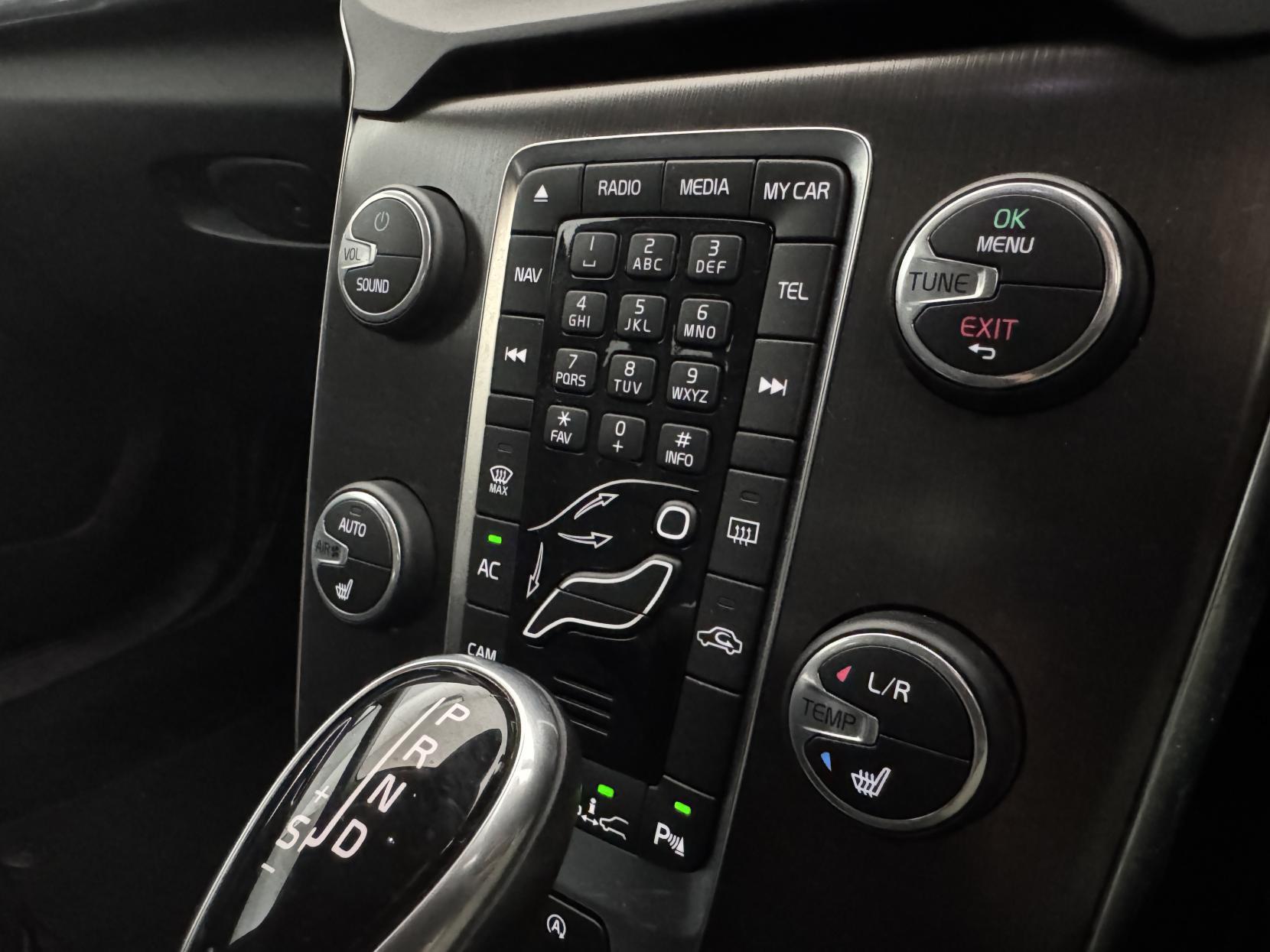 Volvo V40 view 75