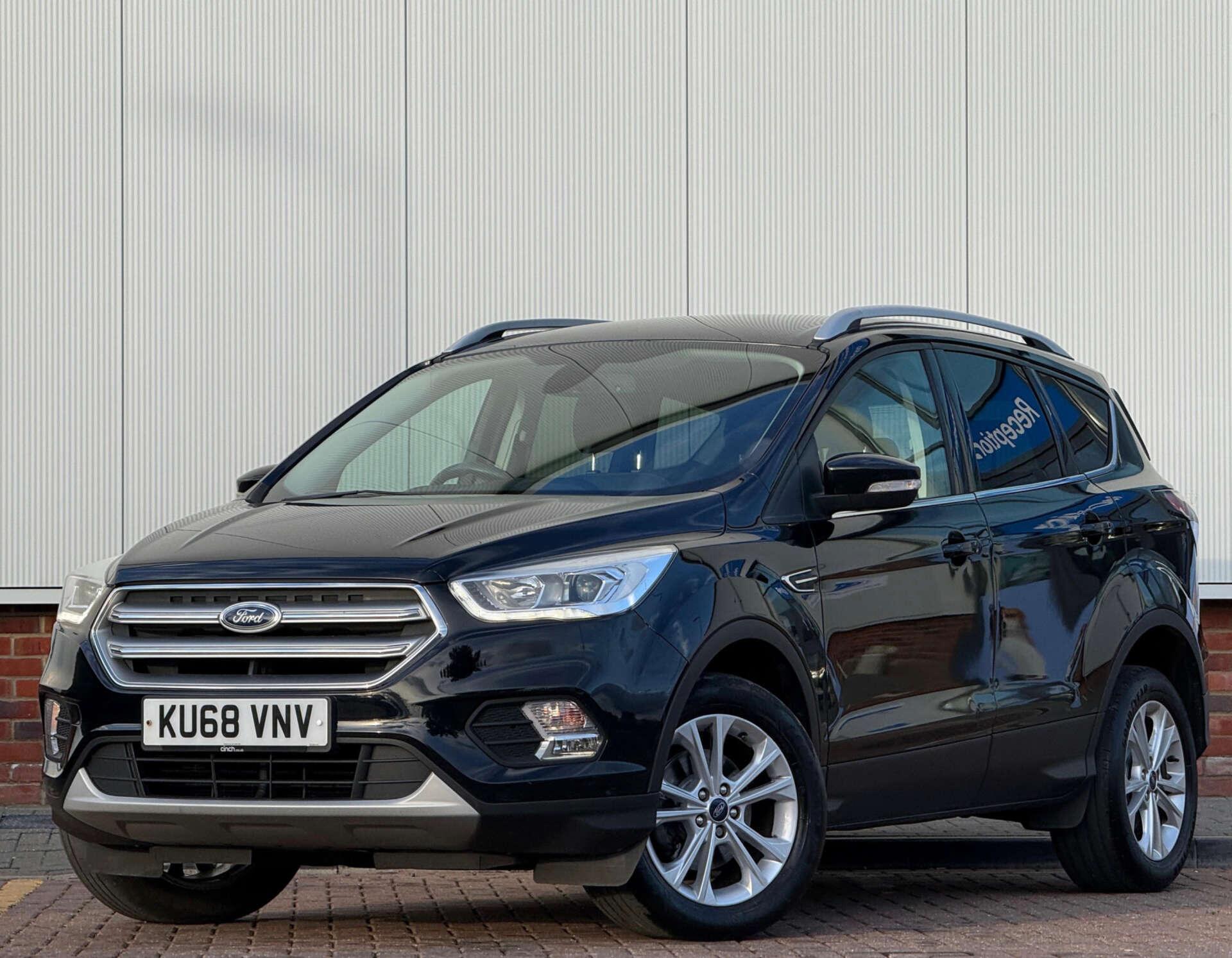 Ford Kuga view 3