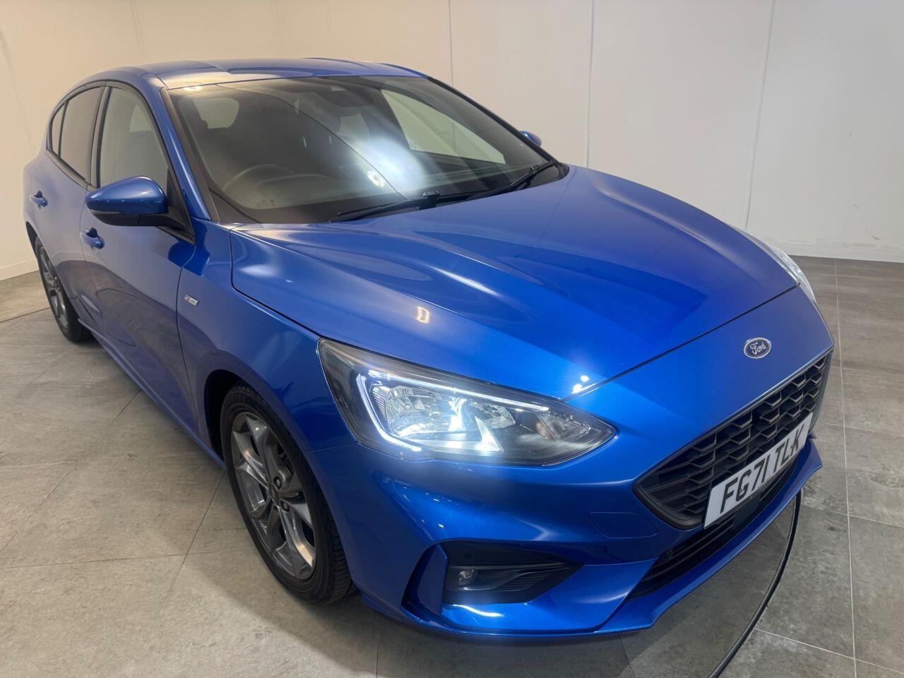 Ford Focus view 5