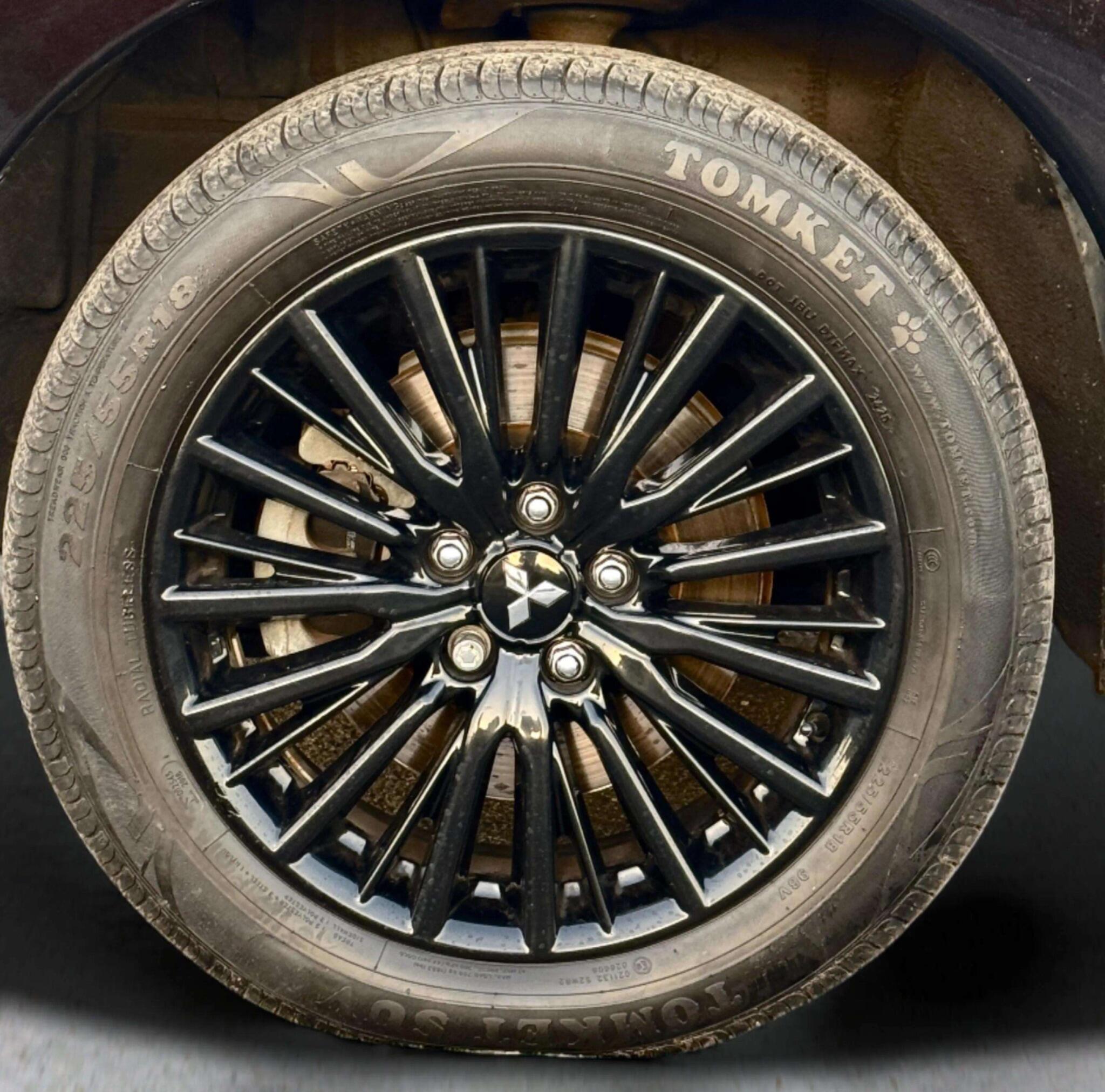 Mitsubishi Outlander view 78