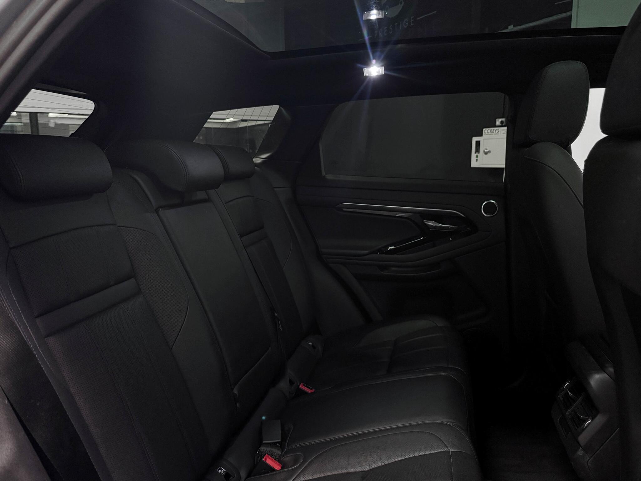 Land Rover Range Rover Evoque view 12