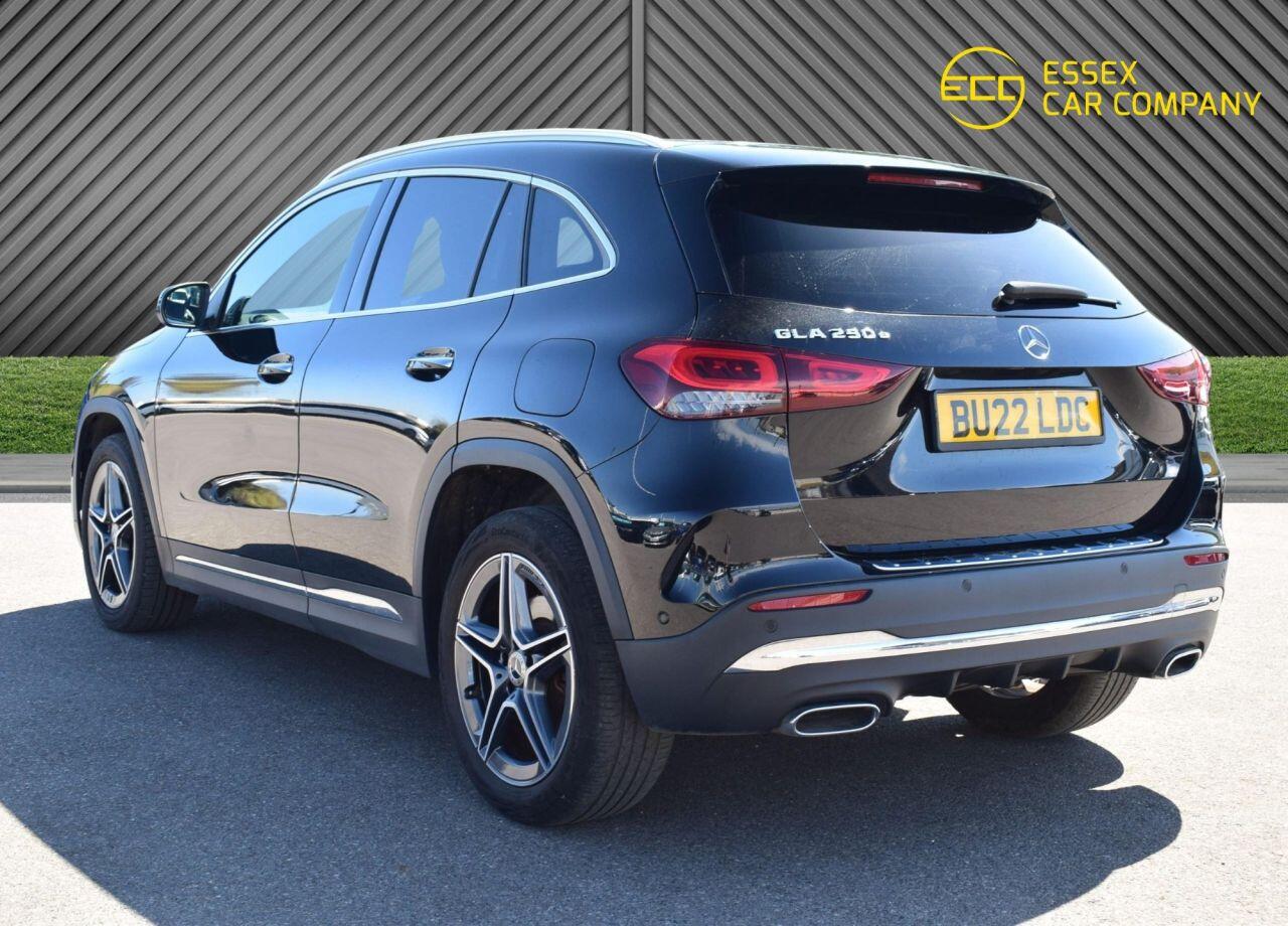 Mercedes-Benz Gla view 12